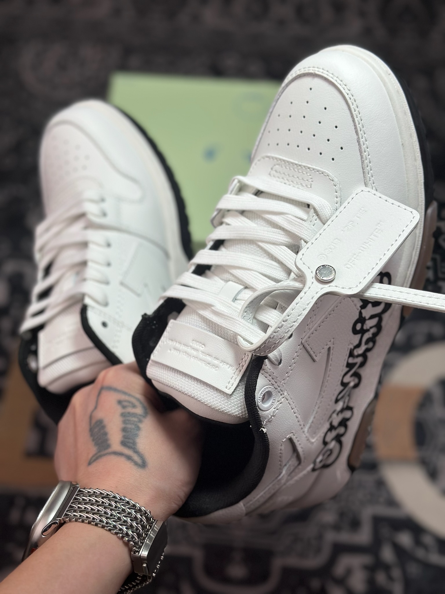 C2350 Off-White c/o Virgil Abloh Out Of Office Low-Leather Sneakers”OOO”系列低帮板鞋“皮革全白箭头”OMIA189F23LEA001