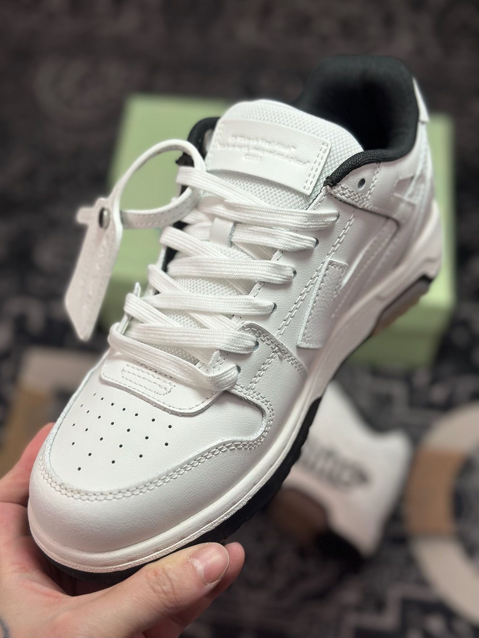 C2350 Off-White c/o Virgil Abloh Out Of Office Low-Leather Sneakers”OOO”系列低帮板鞋“皮革全白箭头”OMIA189F23LEA001