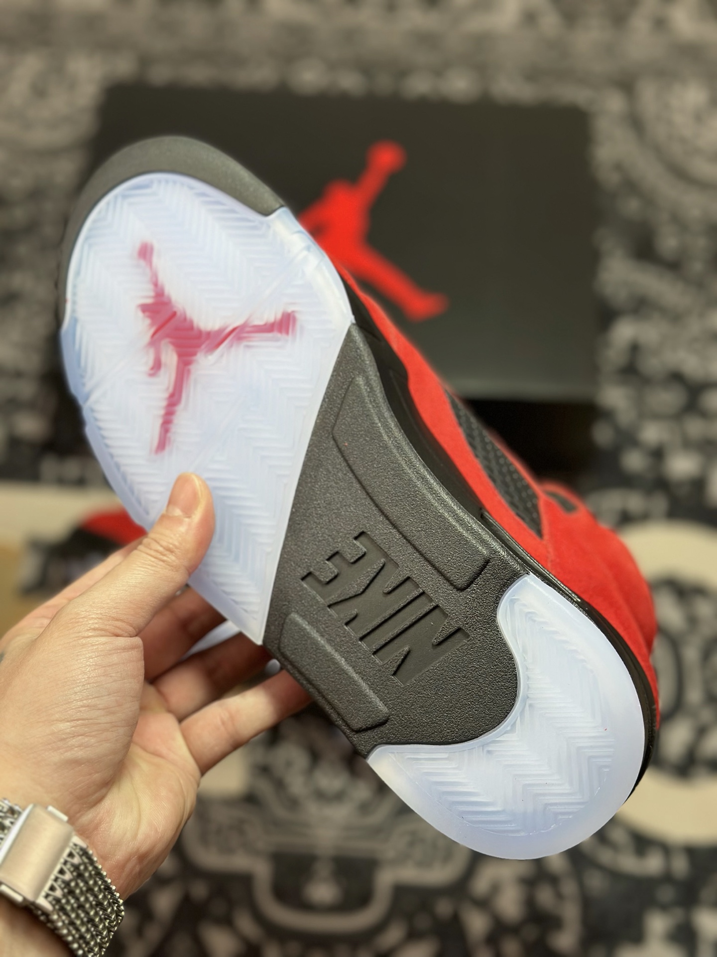 优选 原装级别 Air Jordan AJ5“Raging Bull”黑红公牛 DD0587-600-莆田鞋,莆田鞋货源,高仿鞋,高仿鞋货源,安福档口,莆田高仿鞋,莆田鞋批发,高仿鞋批发,莆田高仿运动鞋,高仿运动鞋,莆田运动鞋 优选 原装级别 Air Jordan AJ5“Raging Bull”黑红公牛 DD0587-600