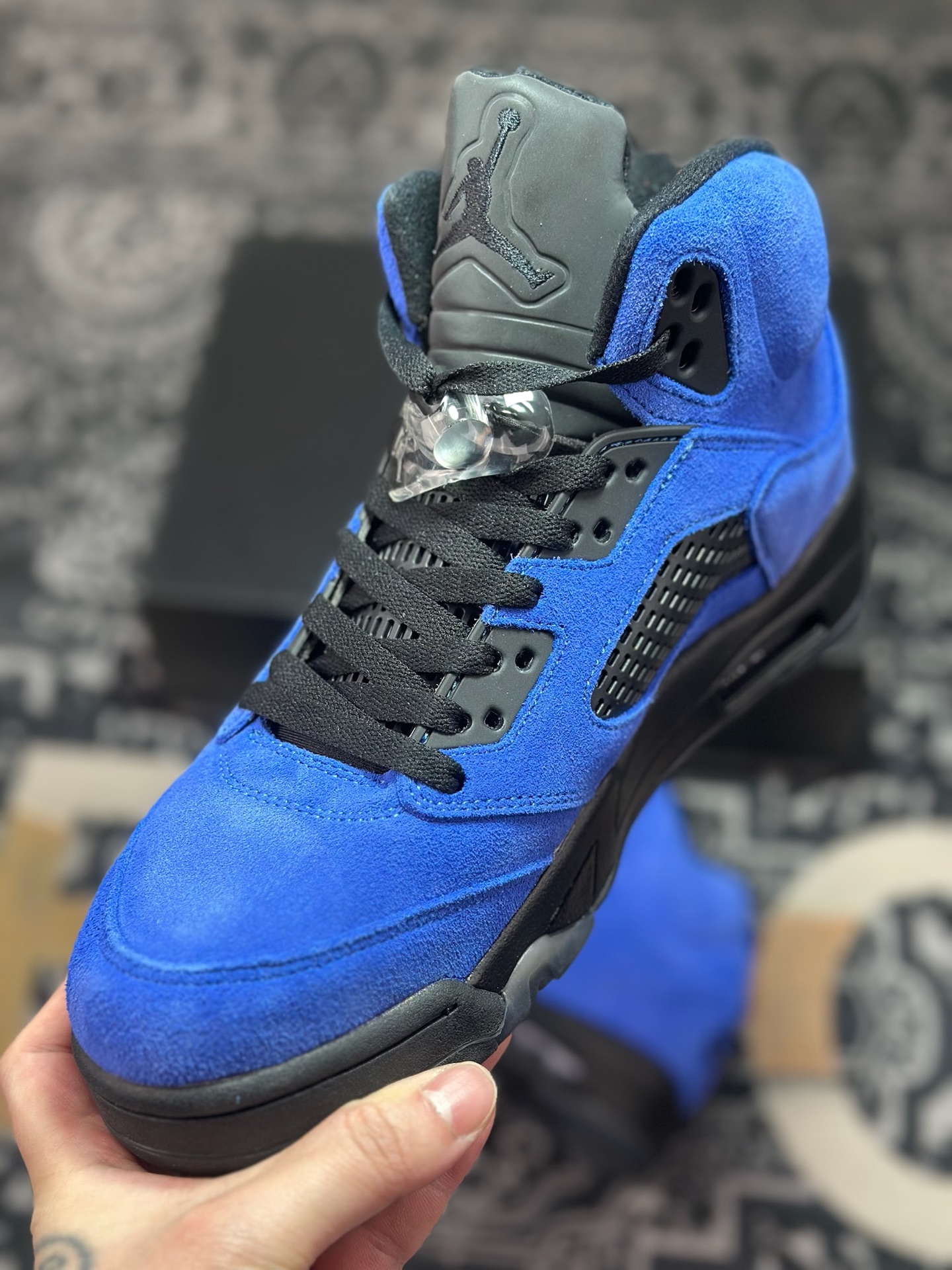 优选 原装级别 Jordan Air Jordan 5 减震防滑 高帮 复古篮球鞋 蓝麂皮 DD0587-400