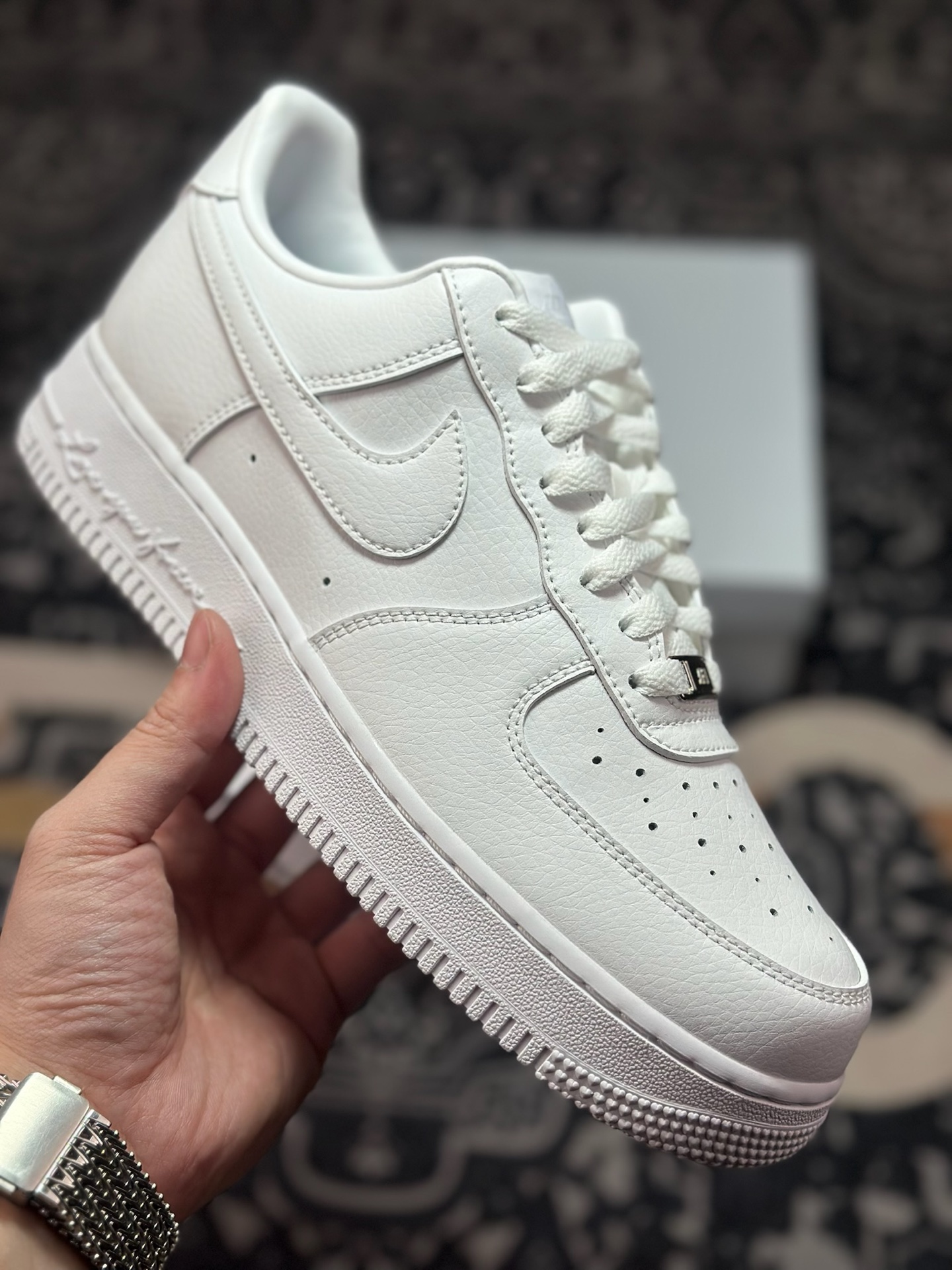 原装级别 NOCTA x NK Air Force 1 Low '07 空军一号低帮经典板鞋 Drake联名纯白 CZ8065-100-莆田鞋,莆田鞋货源,高仿鞋,高仿鞋货源,安福档口,莆田高仿鞋,莆田鞋批发,高仿鞋批发,莆田高仿运动鞋,高仿运动鞋,莆田运动鞋 原装级别 NOCTA x NK Air Force 1 Low '07 空军一号低帮经典板鞋 Drake联名纯白 CZ8065-100