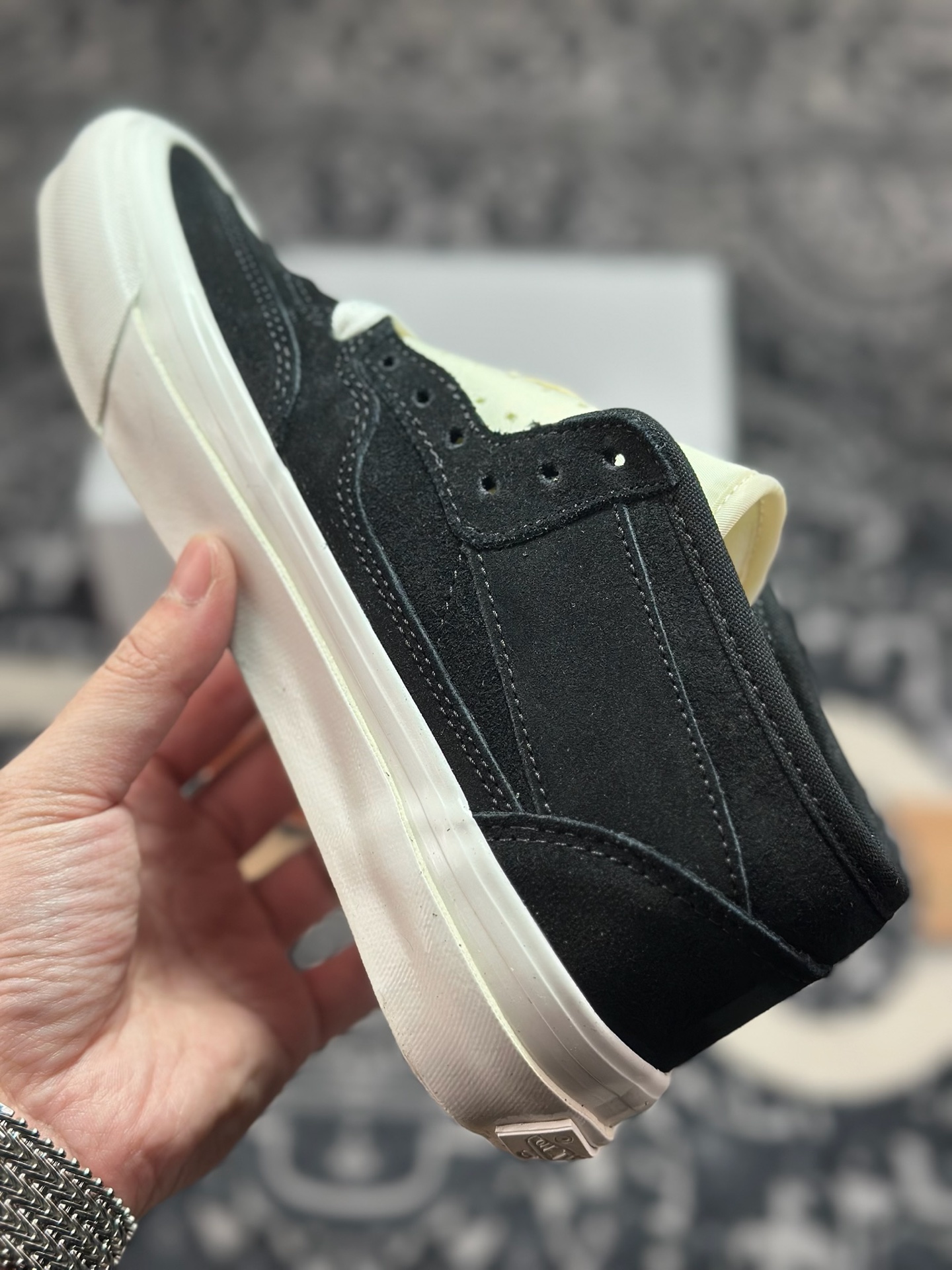 真标 JJJJound x OTW by Vans Half Cab 最新联名 美式复古休闲滑板鞋 VN000S86BLA