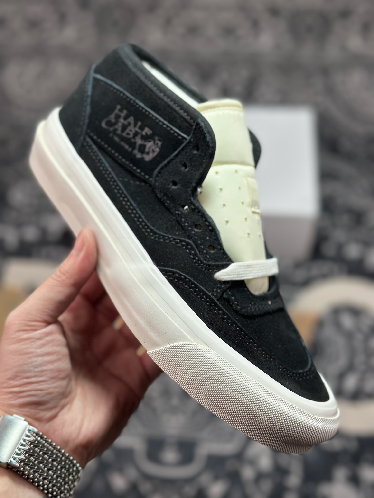 真标 JJJJound x OTW by Vans Half Cab 最新联名 美式复古休闲滑板鞋 VN000S86BLA