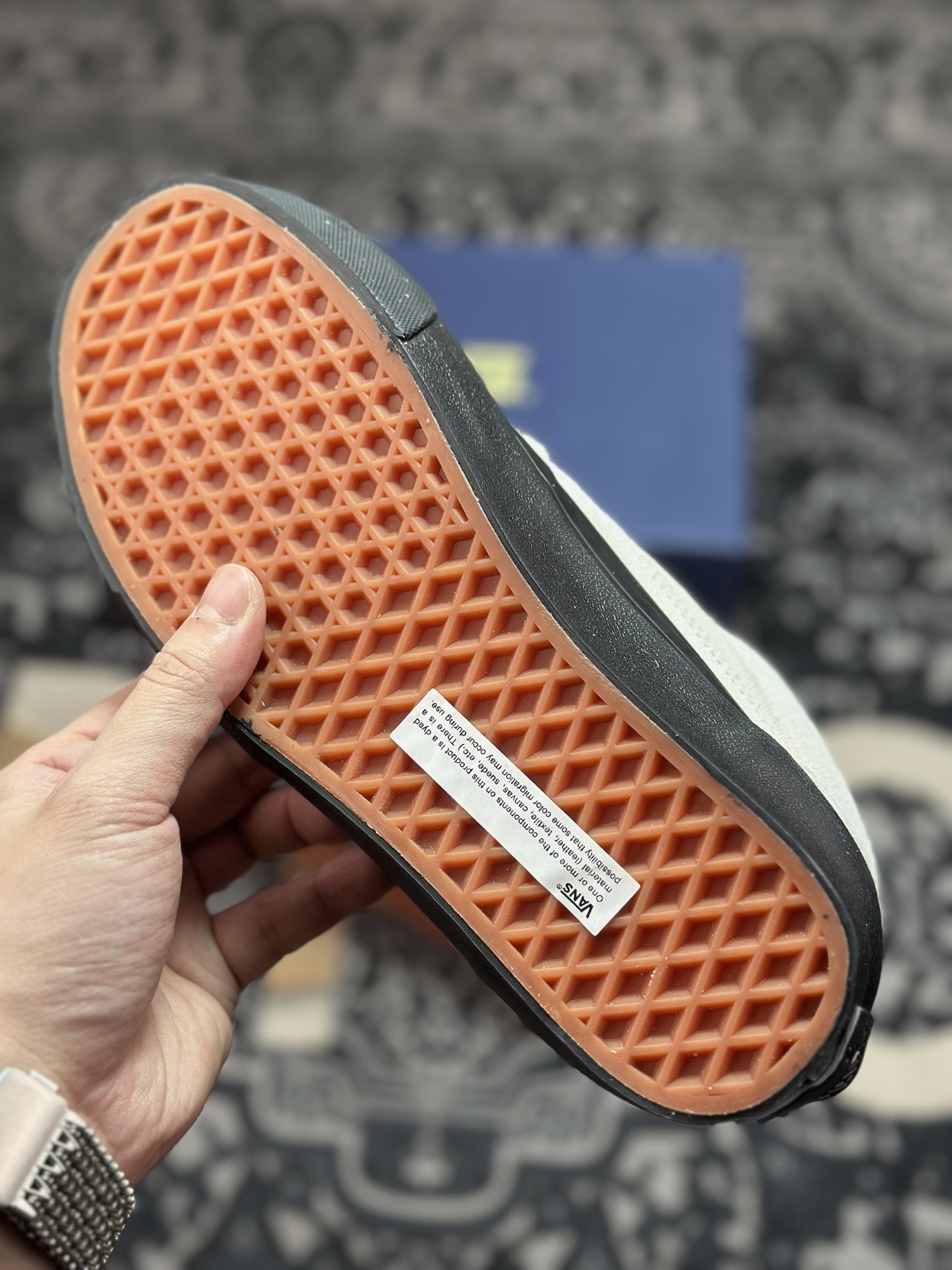 真标 Vans Premium Half Cab 白黑 美式复古休闲中帮滑板鞋 VN000CXJYB2