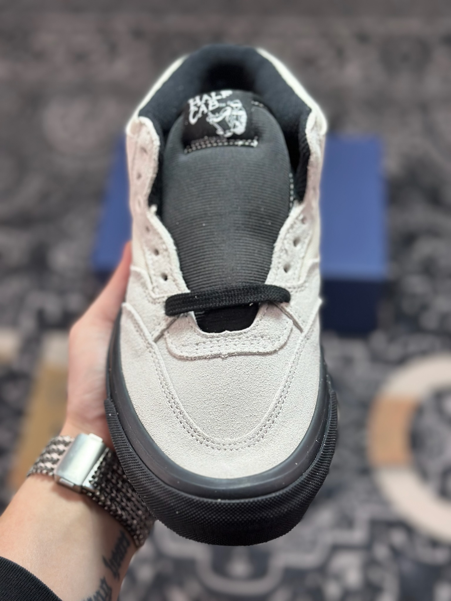 真标 Vans Premium Half Cab 白黑 美式复古休闲中帮滑板鞋 VN000CXJYB2