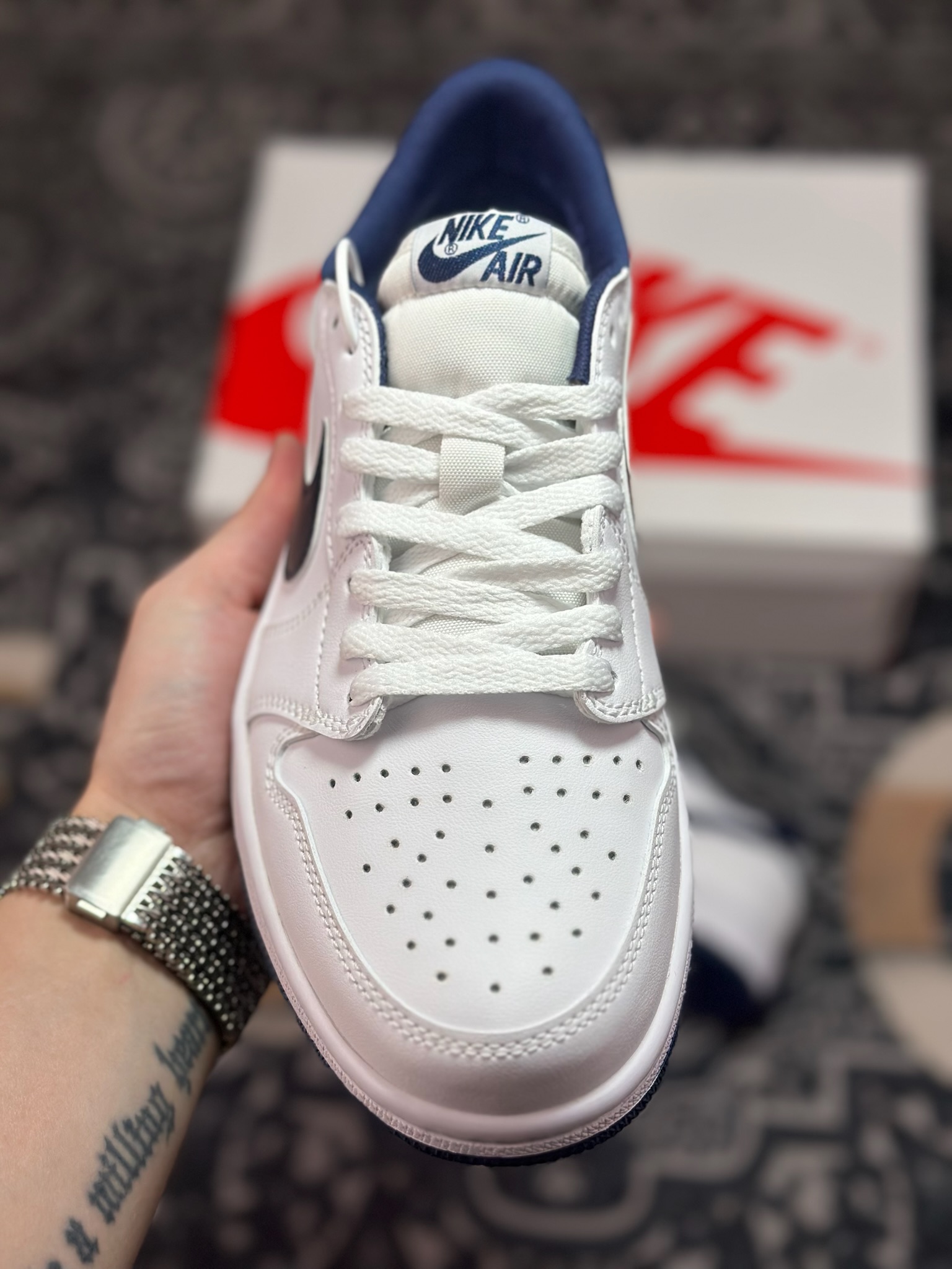 原装级别Air Jordan 1 Retro Low OG 白藏青 FB9933-141-莆田鞋,莆田鞋货源,高仿鞋,高仿鞋货源,安福档口,莆田高仿鞋,莆田鞋批发,高仿鞋批发,莆田高仿运动鞋,高仿运动鞋,莆田运动鞋 原装级别Air Jordan 1 Retro Low OG 白藏青 FB9933-141