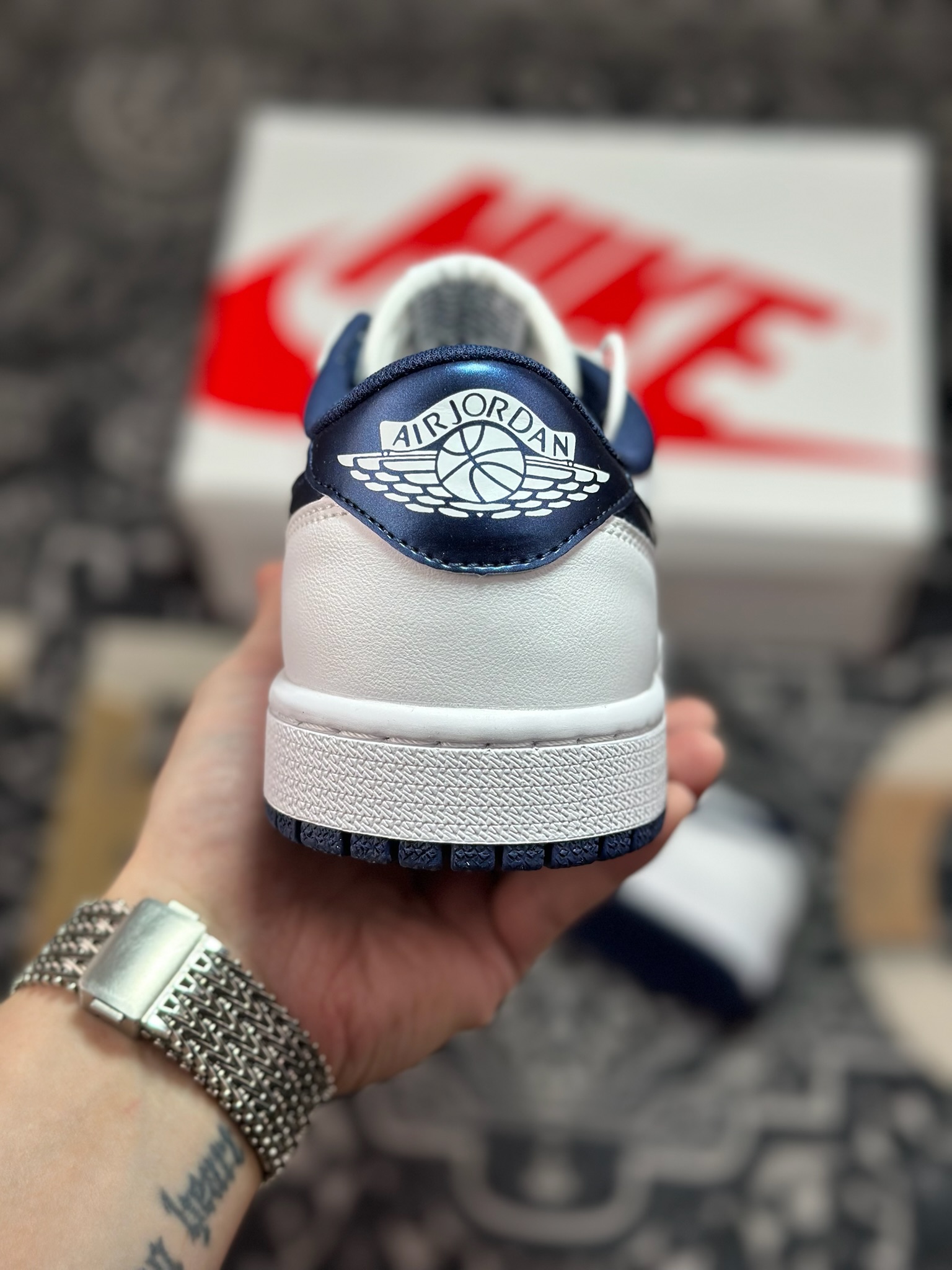 原装级别Air Jordan 1 Retro Low OG 白藏青 FB9933-141-莆田鞋,莆田鞋货源,高仿鞋,高仿鞋货源,安福档口,莆田高仿鞋,莆田鞋批发,高仿鞋批发,莆田高仿运动鞋,高仿运动鞋,莆田运动鞋 原装级别Air Jordan 1 Retro Low OG 白藏青 FB9933-141