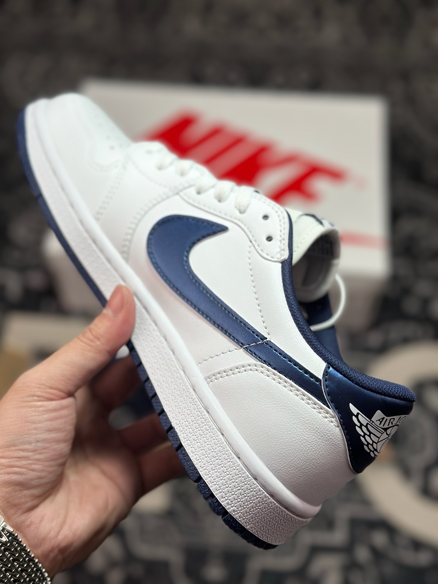 原装级别Air Jordan 1 Retro Low OG 白藏青 FB9933-141-莆田鞋,莆田鞋货源,高仿鞋,高仿鞋货源,安福档口,莆田高仿鞋,莆田鞋批发,高仿鞋批发,莆田高仿运动鞋,高仿运动鞋,莆田运动鞋 原装级别Air Jordan 1 Retro Low OG 白藏青 FB9933-141