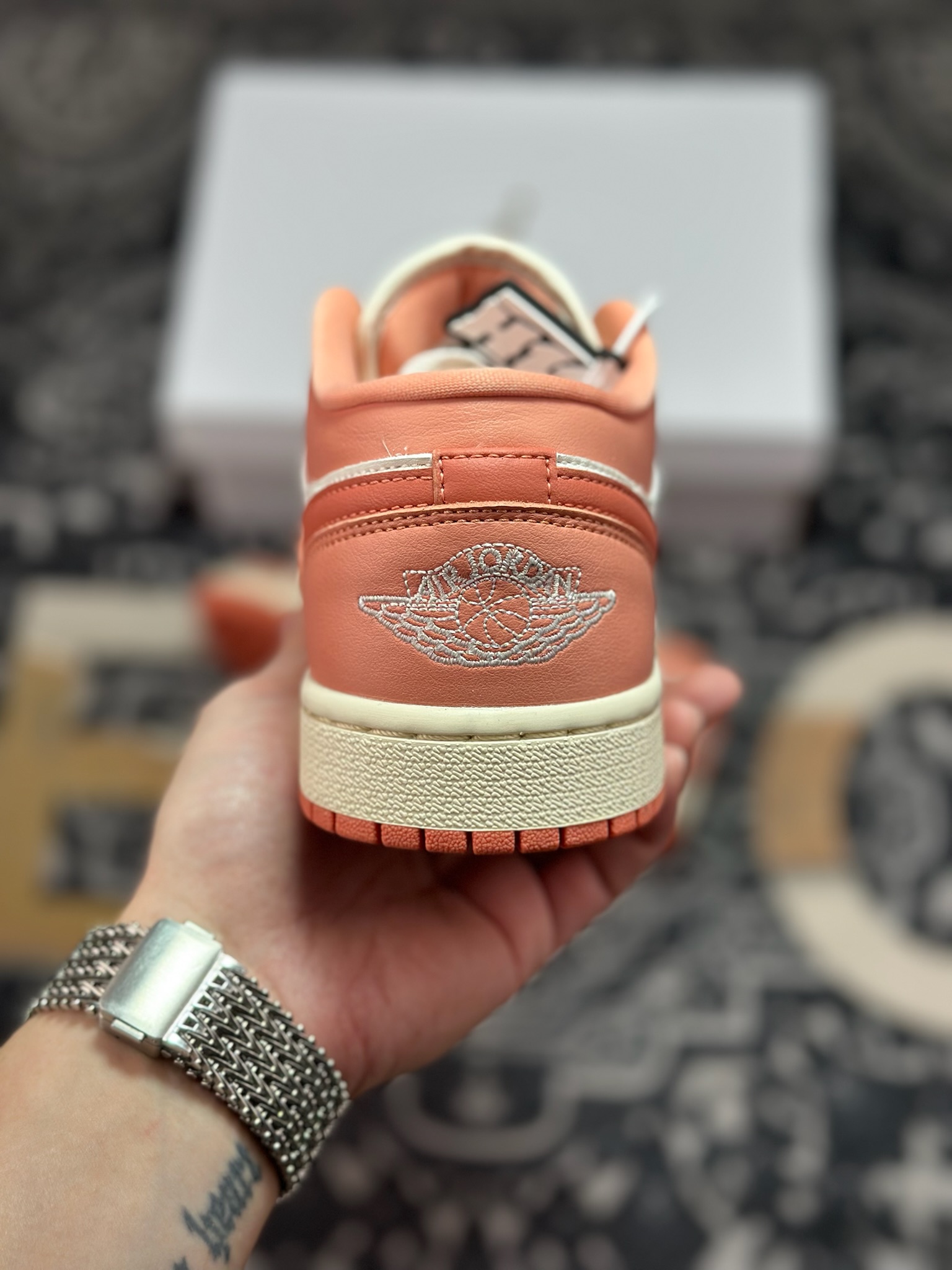 原装级别Air Jordan 1 Retro Low OG 藕粉白 DC0774-180-莆田鞋,莆田鞋货源,高仿鞋,高仿鞋货源,安福档口,莆田高仿鞋,莆田鞋批发,高仿鞋批发,莆田高仿运动鞋,高仿运动鞋,莆田运动鞋 原装级别Air Jordan 1 Retro Low OG 藕粉白 DC0774-180