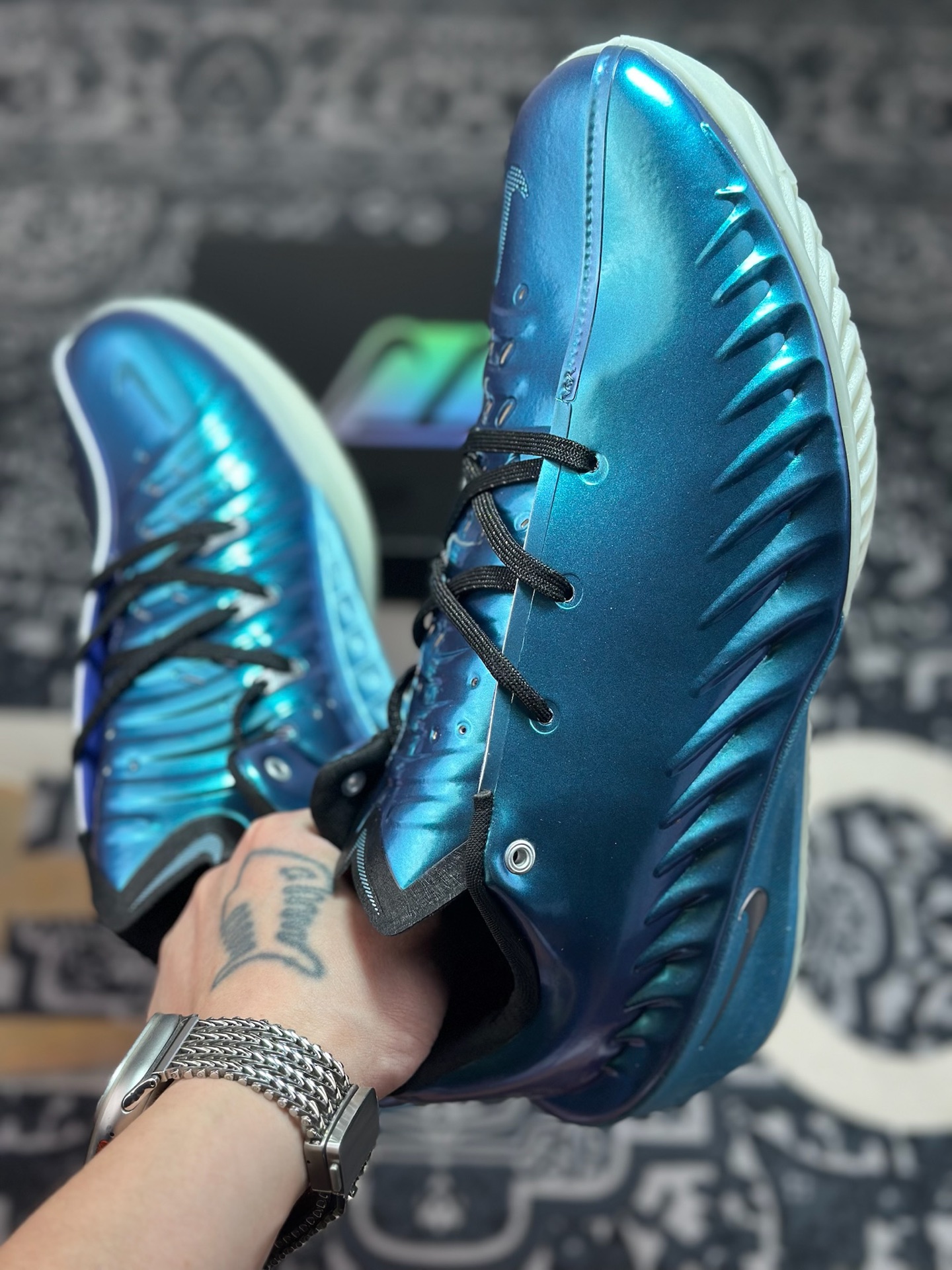 B2260 原装级别 专攻篮球实战系列版本 GT4代支线白绿黑配色 IQ2606-500