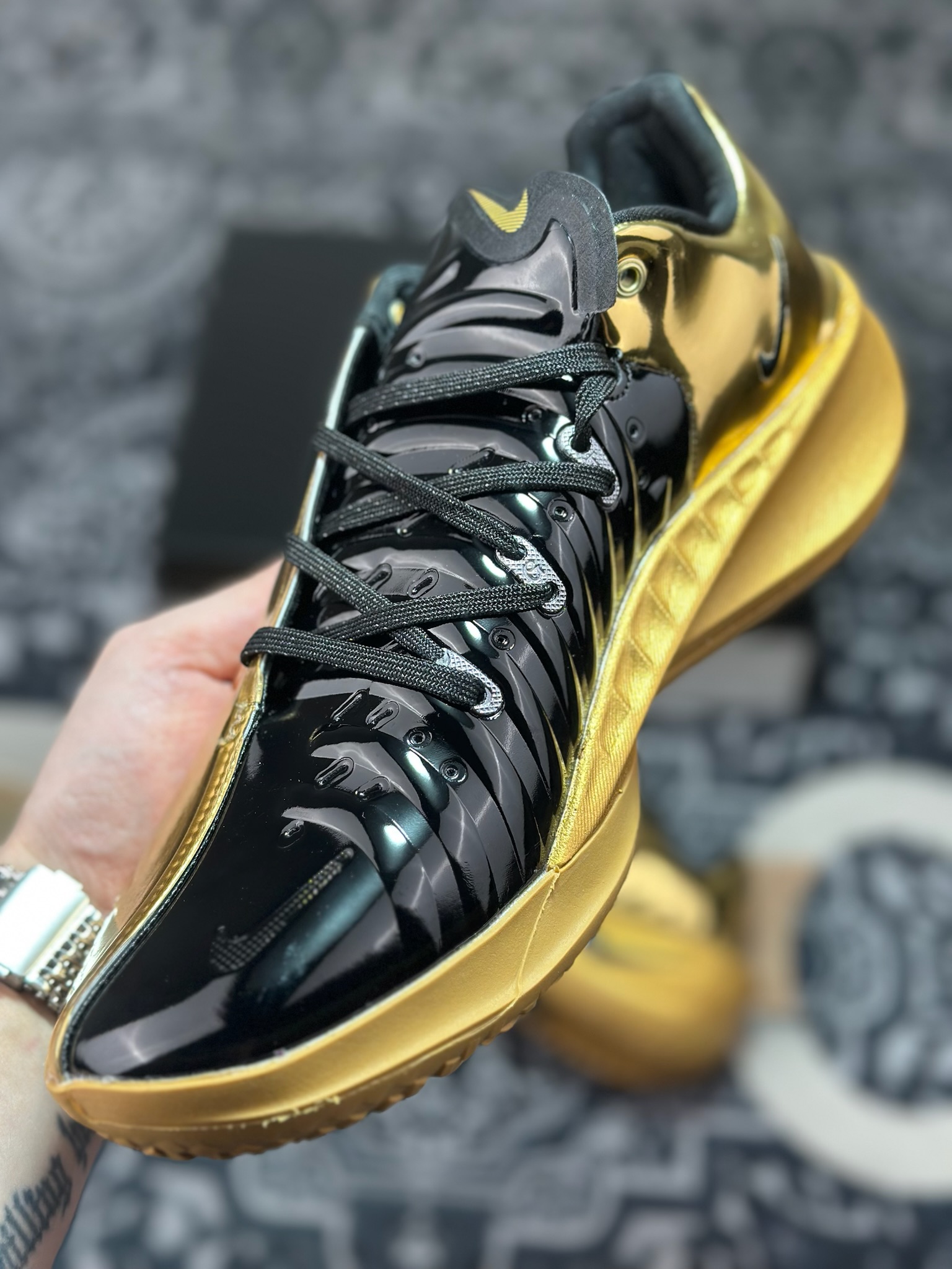 B2260 原装级别 专攻篮球实战系列版本 GT4代支线白金色 配色 IQ2606-100