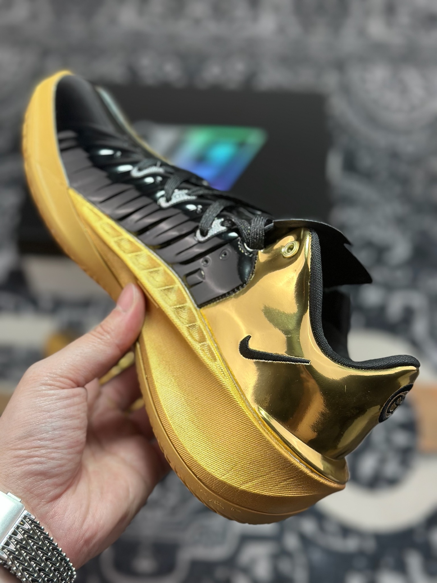 B2260 原装级别 专攻篮球实战系列版本 GT4代支线白金色 配色 IQ2606-100