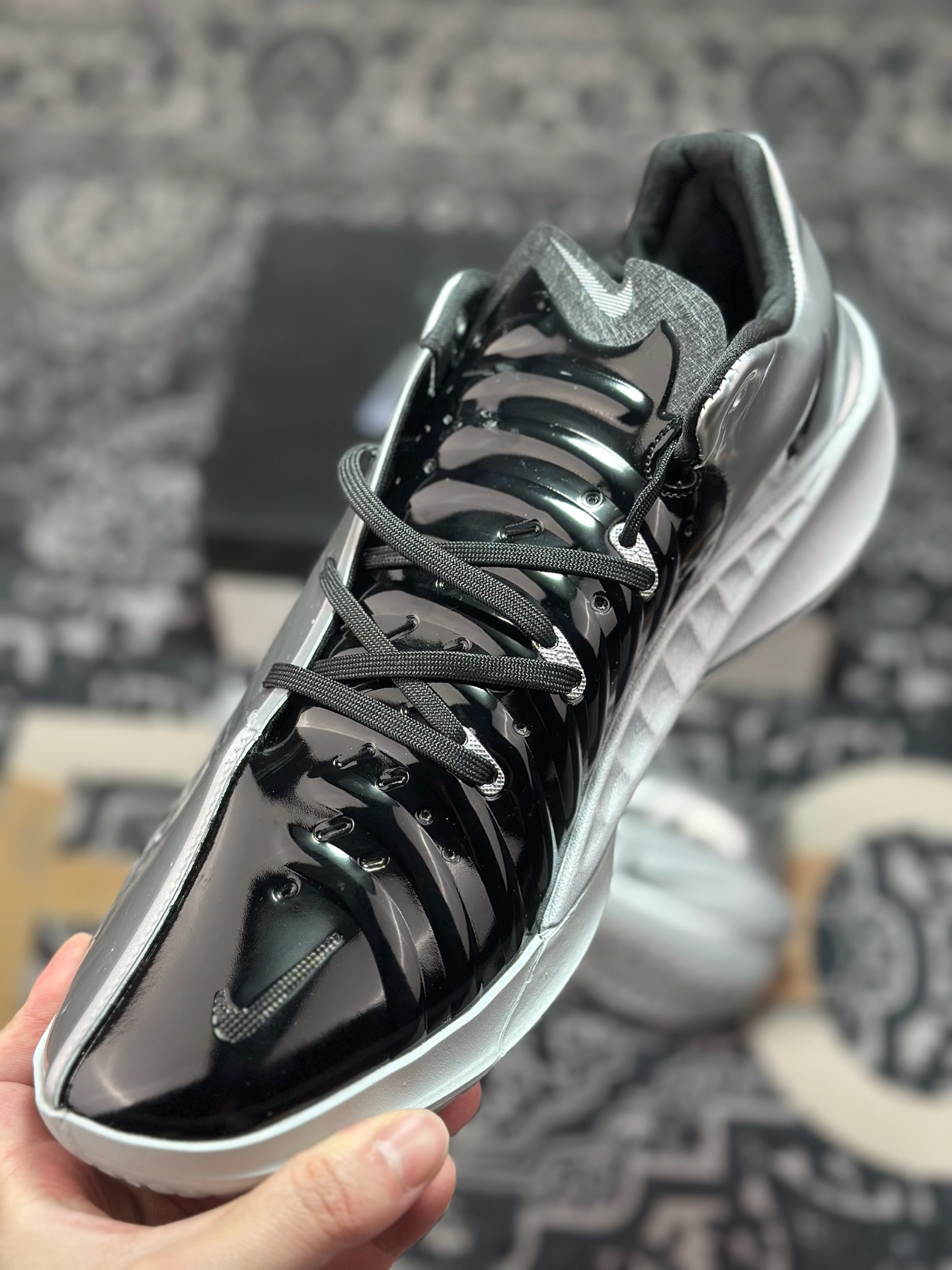 B2260 原装级别 专攻篮球实战系列版本 GT4代支线白全黑配色 IQ2606-400