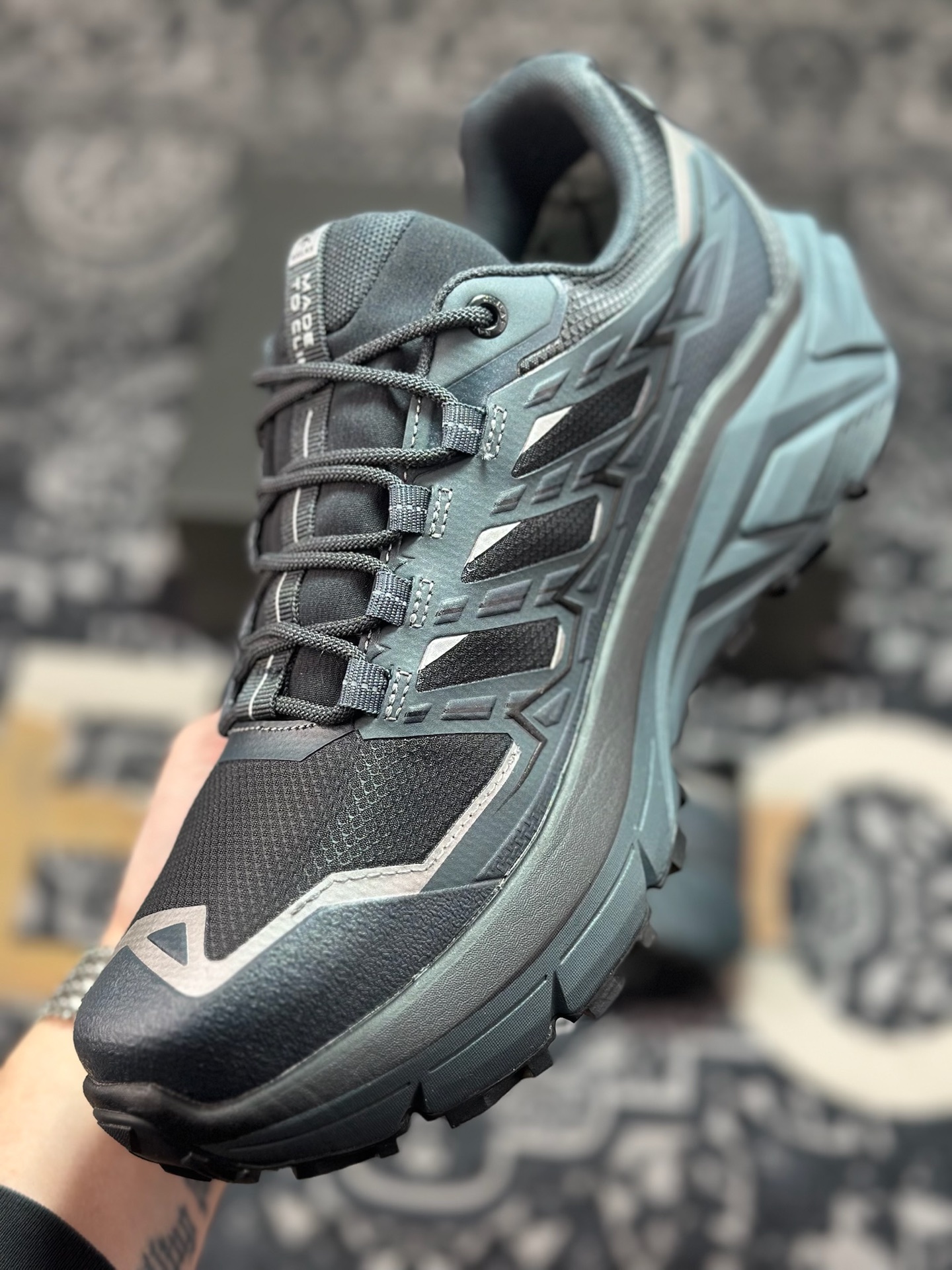 B6300 凯乐石Kailas Fuga C4 系列低帮登山越野户外缓震休闲运动慢跑鞋“黑银” KS2512116-21747