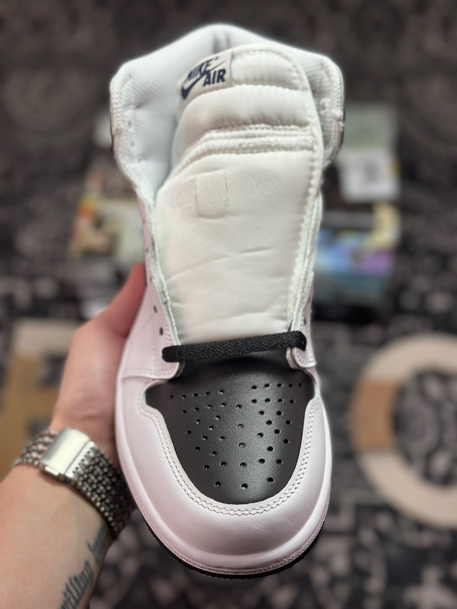 原装级别 Fragment Design x Union x Air Jordan 1 Hi 乔1藤原浩大闪电 高帮篮球鞋 II7282-100-莆田鞋,莆田鞋货源,高仿鞋,高仿鞋货源,安福档口,莆田高仿鞋,莆田鞋批发,高仿鞋批发,莆田高仿运动鞋,高仿运动鞋,莆田运动鞋 原装级别 Fragment Design x Union x Air Jordan 1 Hi 乔1藤原浩大闪电 高帮篮球鞋 II7282-100