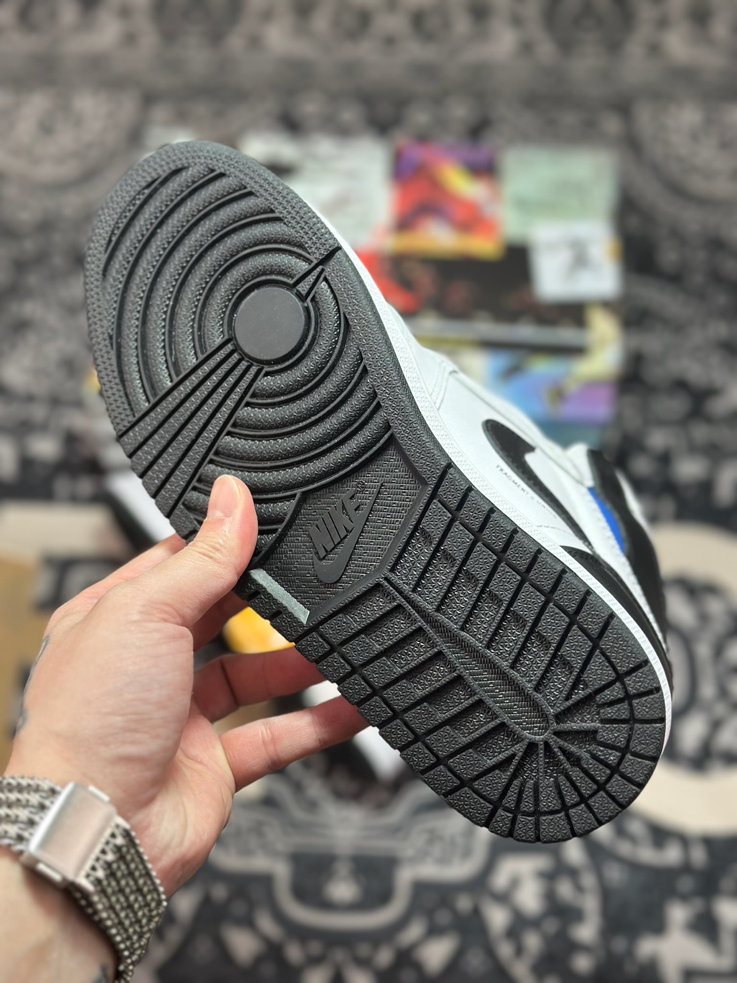 原装级别 Fragment Design x Union x Air Jordan 1 Hi 乔1藤原浩大闪电 高帮篮球鞋 II7282-100-莆田鞋,莆田鞋货源,高仿鞋,高仿鞋货源,安福档口,莆田高仿鞋,莆田鞋批发,高仿鞋批发,莆田高仿运动鞋,高仿运动鞋,莆田运动鞋 原装级别 Fragment Design x Union x Air Jordan 1 Hi 乔1藤原浩大闪电 高帮篮球鞋 II7282-100