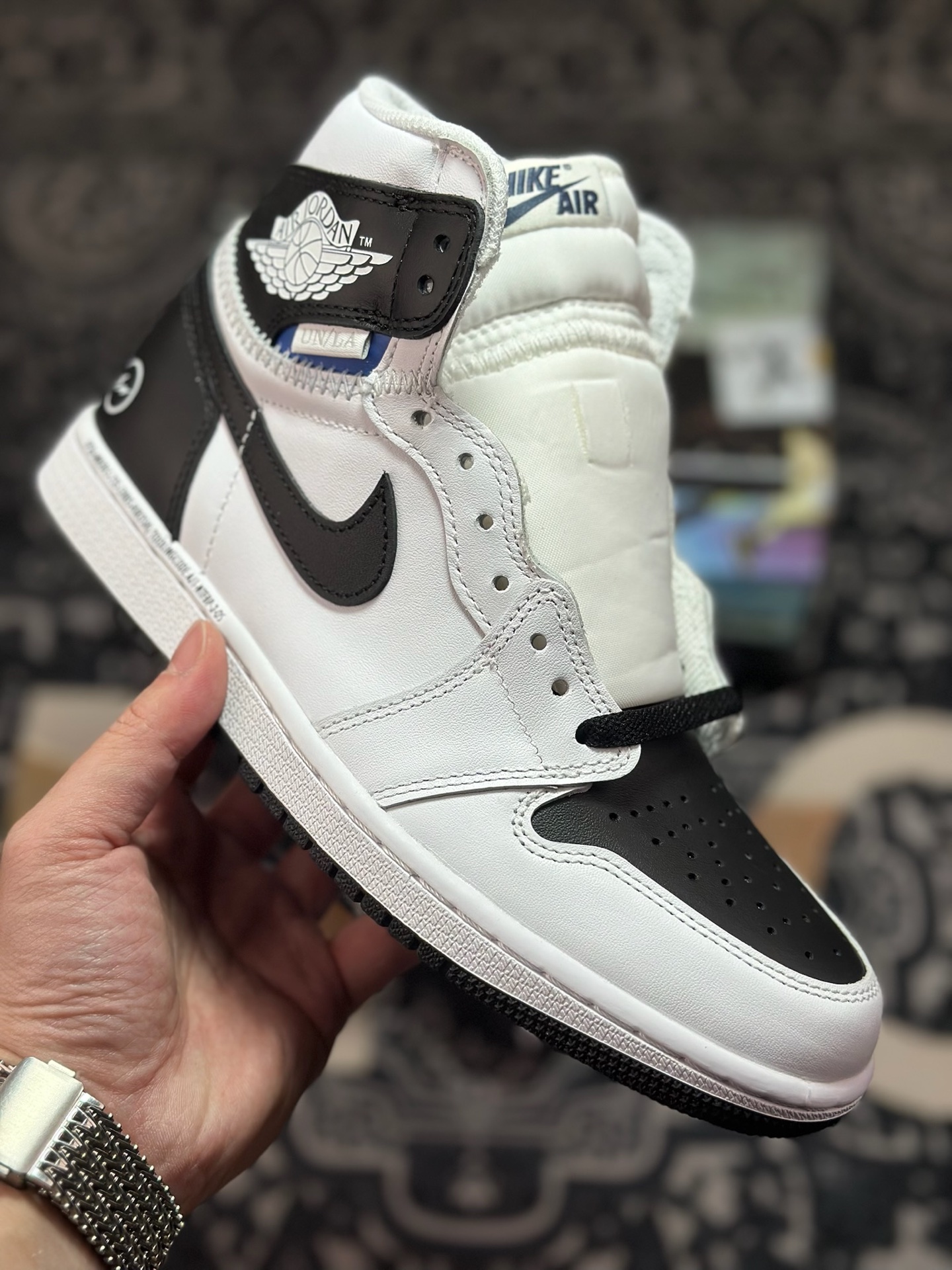 原装级别 Fragment Design x Union x Air Jordan 1 Hi 乔1藤原浩大闪电 高帮篮球鞋 II7282-100-莆田鞋,莆田鞋货源,高仿鞋,高仿鞋货源,安福档口,莆田高仿鞋,莆田鞋批发,高仿鞋批发,莆田高仿运动鞋,高仿运动鞋,莆田运动鞋 原装级别 Fragment Design x Union x Air Jordan 1 Hi 乔1藤原浩大闪电 高帮篮球鞋 II7282-100