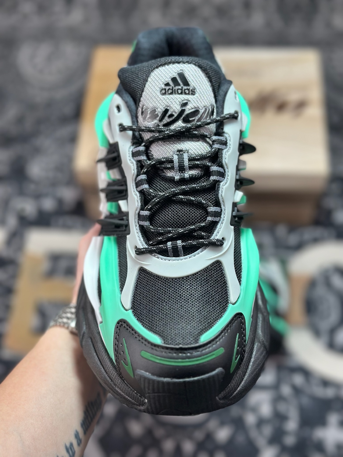 B5280 原装级别 外贸爆款 Pharrell x AD Adistar Jellyfish 联名款低帮复古风老爹鞋 JP9276