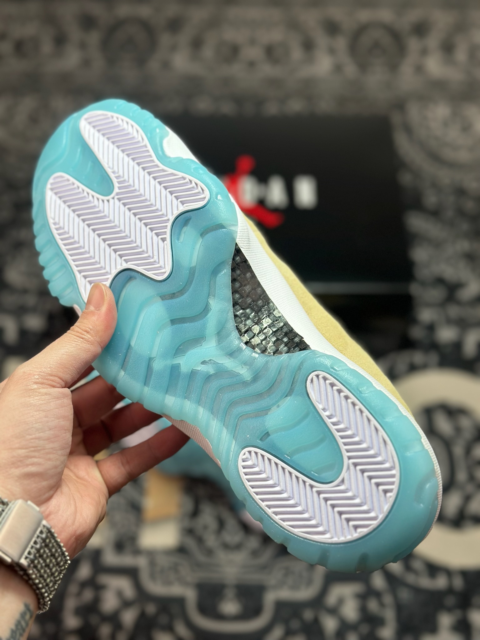 B9350 原装级别 Air Jordan 11 ”H-Town” AJ11 乔11休斯顿限定 IO8960-707-Chinese UA Cheap High Quatity Brand Clothes Bags handbags Sneakers wholesale wholesaler seller from China Factory suppliers Fashion Clothing Shoes best Quality Beautiful Price B9350 原装级别 Air Jordan 11 ”H-Town” AJ11 乔11休斯顿限定 IO8960-707