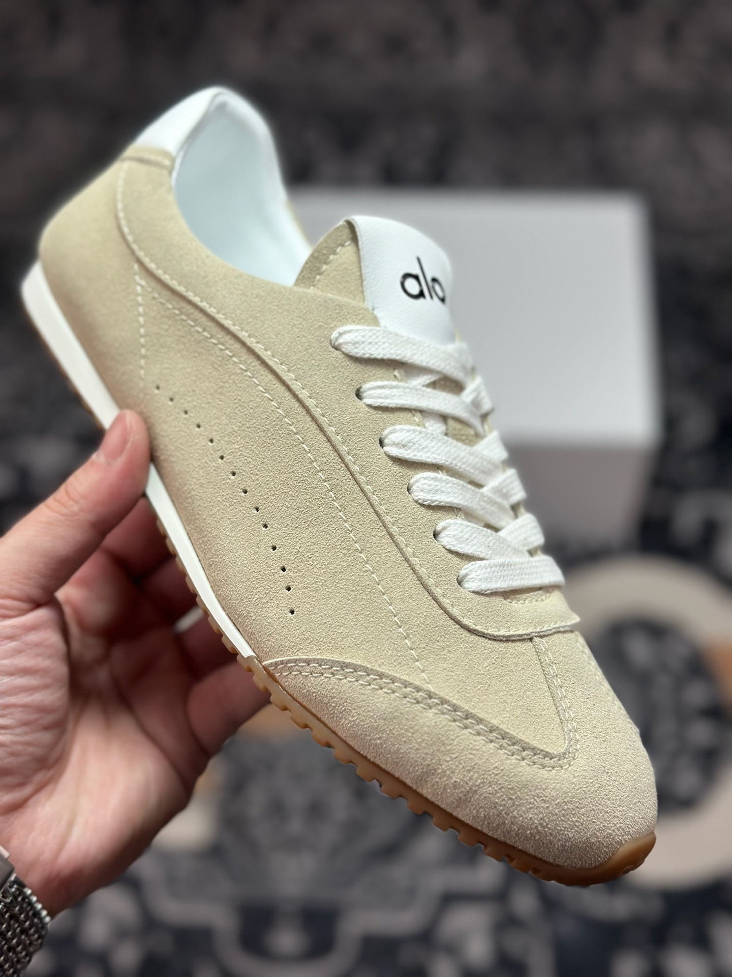 Alo Yoga Sunset Low Sneaker 日落系列低帮阿甘T头复古风德训薄底百搭休闲运动鞋麂皮