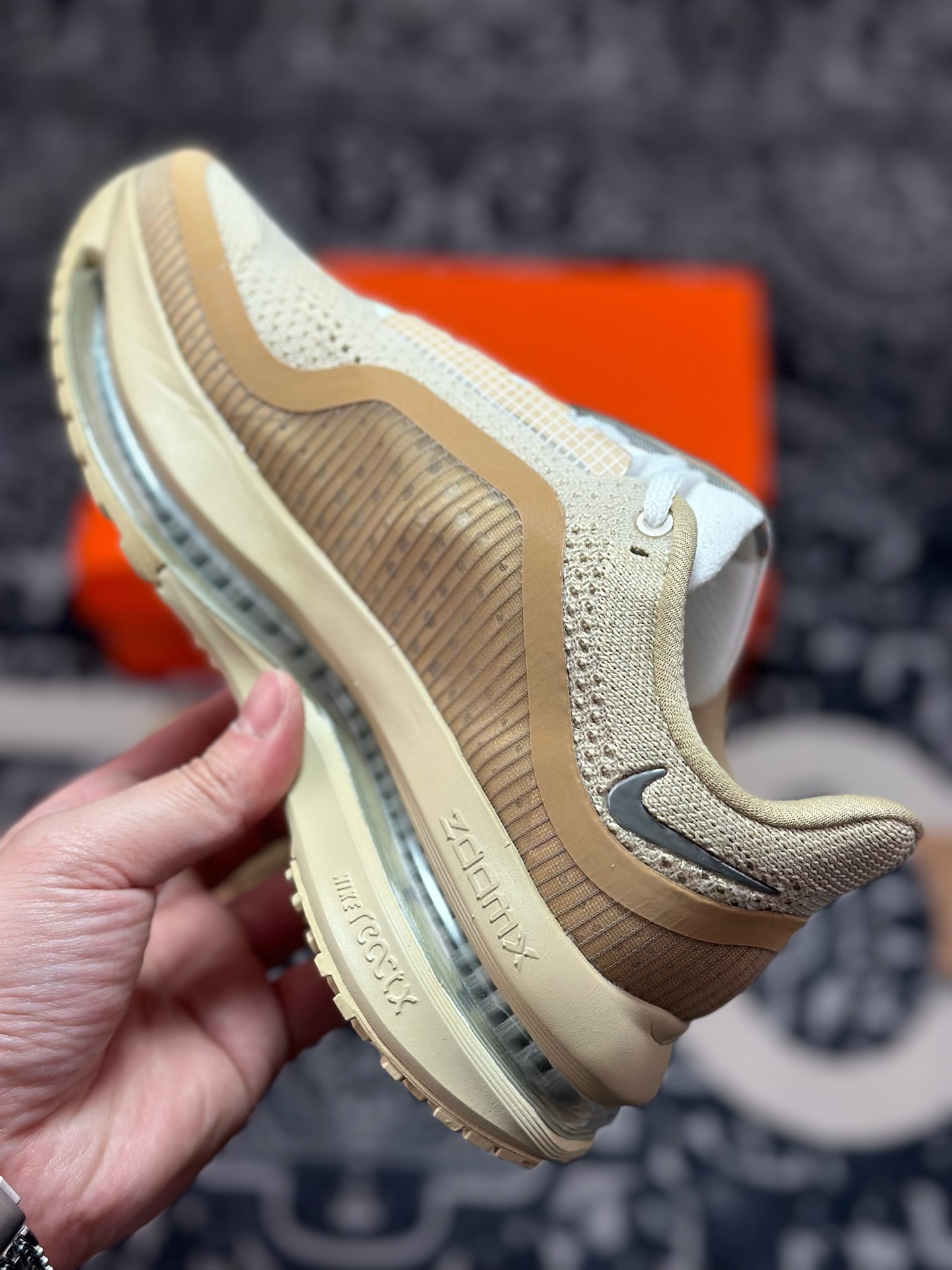 原装级别 NIKE PEGASUS PREMIUM耐克飞马公路跑步鞋 IH4369-200