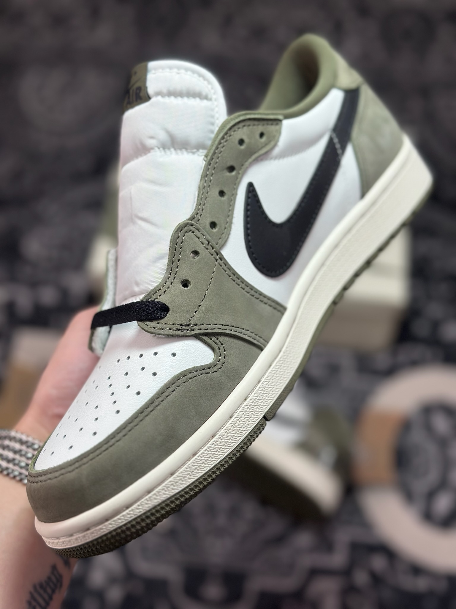 B0240 原装级别 Fragment x TS x Air Jordan 1 Low 三方联名低帮板鞋 HQ6998-200