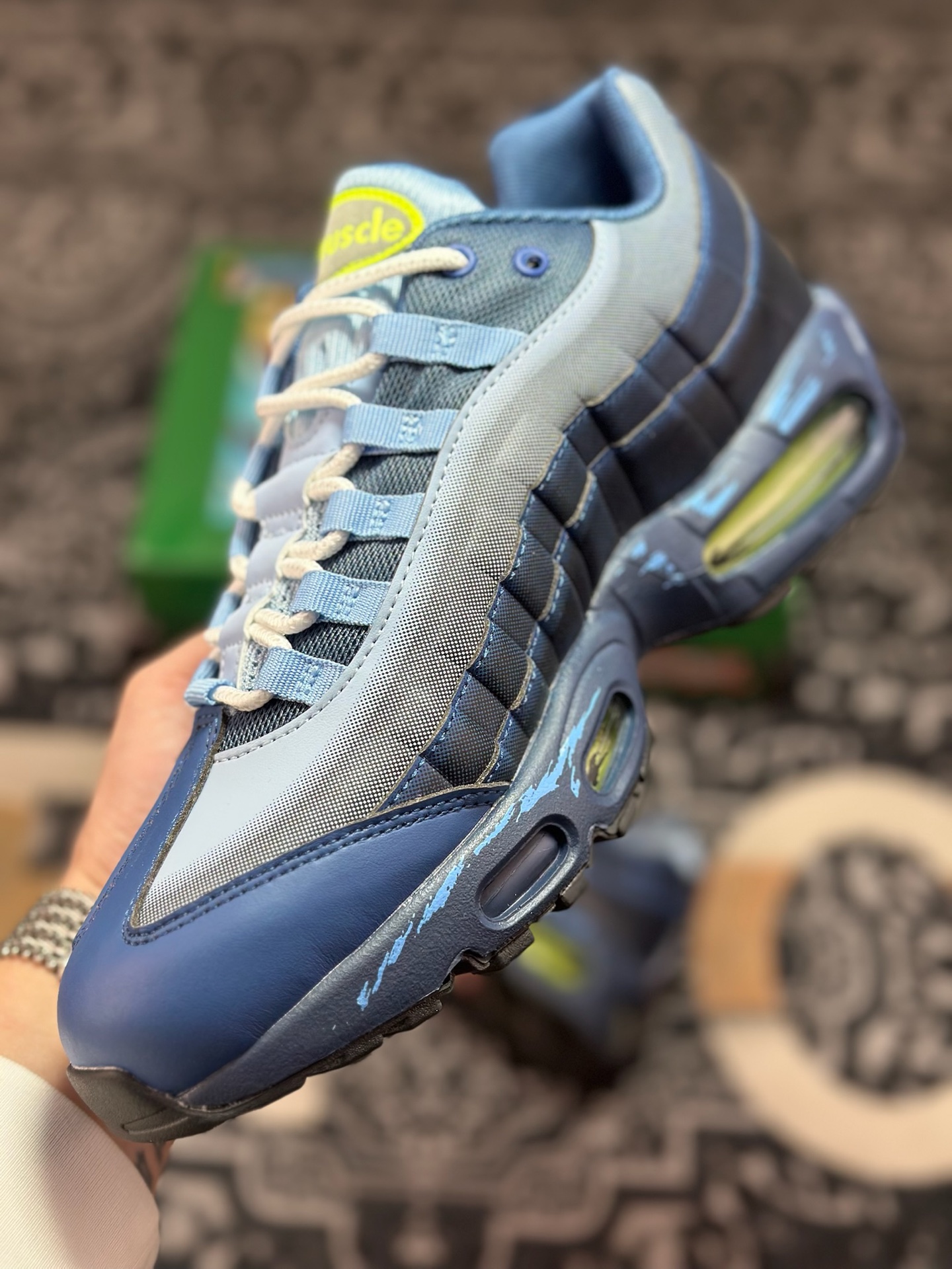 C2380 Yu-Gi-Oh x NK Air Muscle 95 游戏王联名联名款低帮休闲运动鞋 II7404-400-Chinese UA Cheap High Quatity Brand Clothes Bags handbags Sneakers wholesale wholesaler seller from China Factory suppliers Fashion Clothing Shoes best Quality Beautiful Price C2380 Yu-Gi-Oh x NK Air Muscle 95 游戏王联名联名款低帮休闲运动鞋 II7404-400