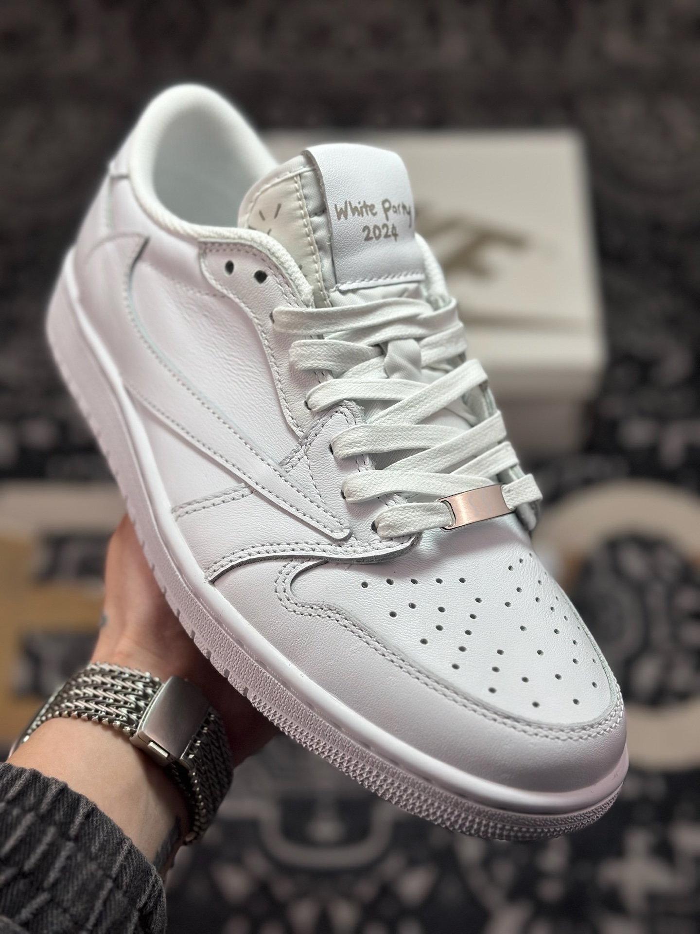 B9350 优选 原装级别 Fragment x TS x Air Jordan 1 Low 三方联名低帮倒钩板鞋 TD1228-111