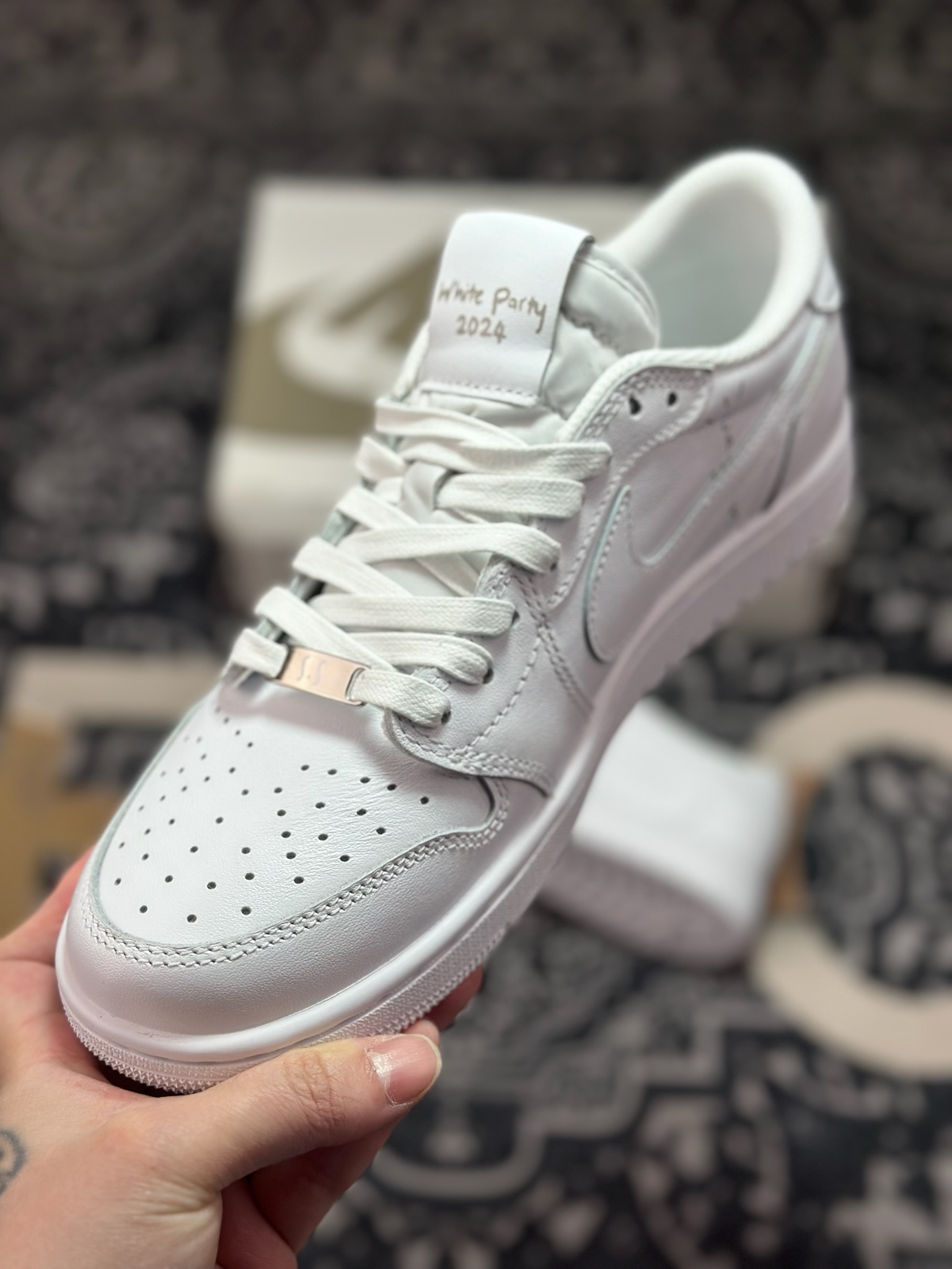 B9350 优选 原装级别 Fragment x TS x Air Jordan 1 Low 三方联名低帮倒钩板鞋 TD1228-111