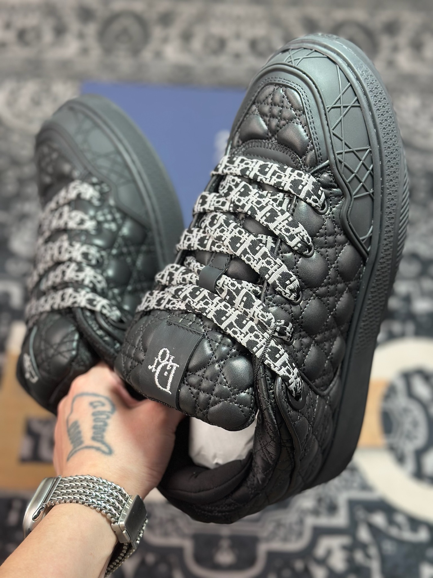 D7530 优选 原装级别 外贸版本 ERL x DIOR迪奥 B9S 皮革 藤格纹 花卉图案刺绣 时尚板鞋