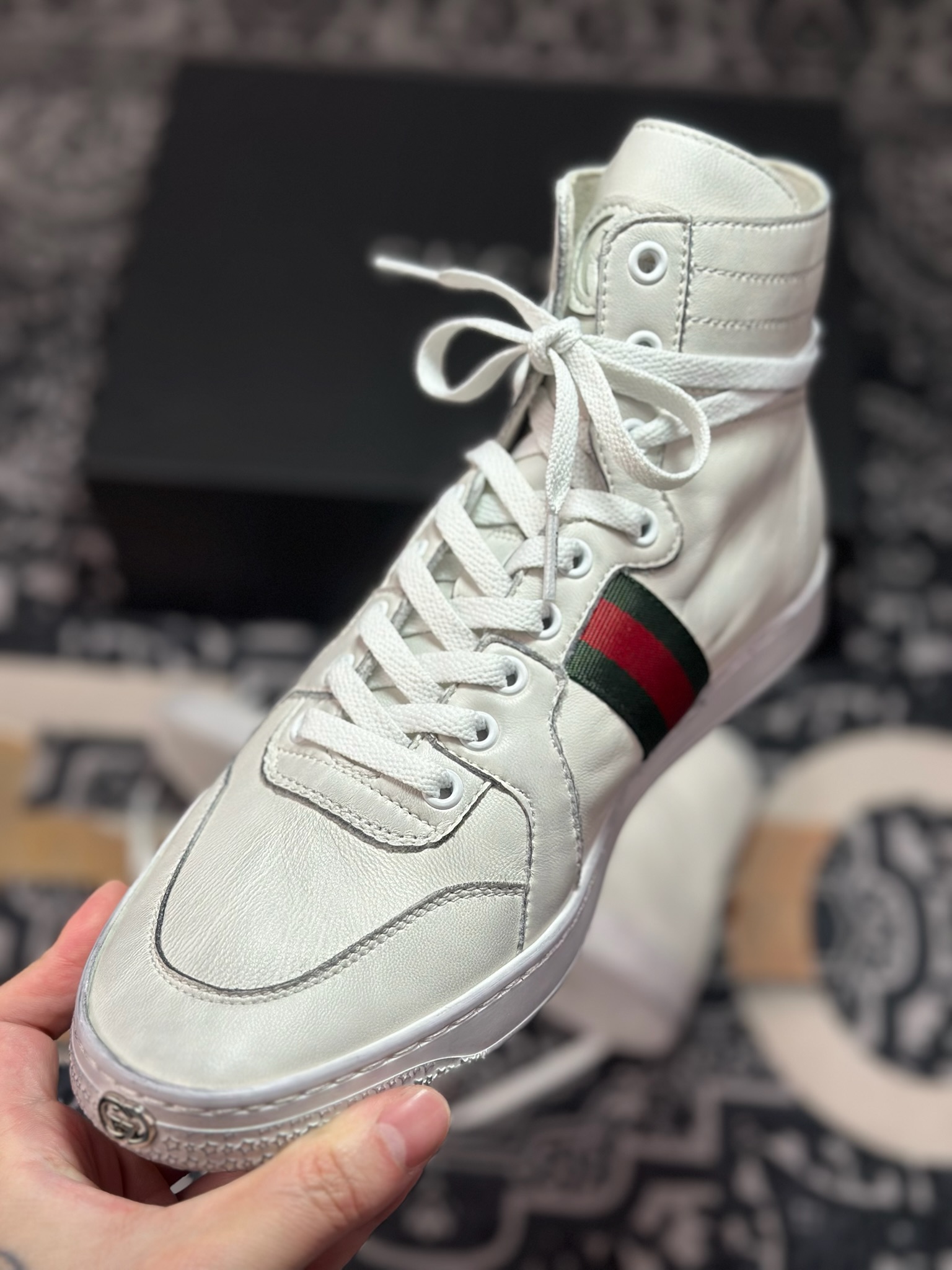 E0550 优选 原装级别 Gucci SS26 Demna首秀款 小羊皮高帮板鞋-Chinese UA Cheap High Quatity Brand Clothes Bags handbags Sneakers wholesale wholesaler seller from China Factory suppliers Fashion Clothing Shoes best Quality Beautiful Price E0550 优选 原装级别 Gucci SS26 Demna首秀款 小羊皮高帮板鞋