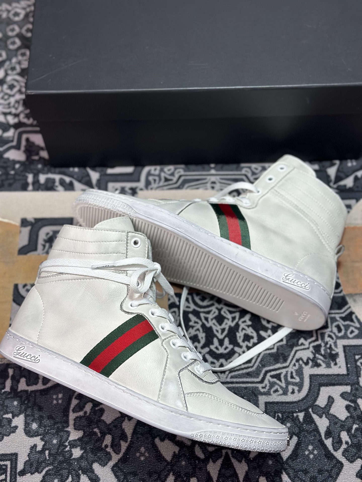 E0550 优选 原装级别 Gucci SS26 Demna首秀款 小羊皮高帮板鞋-Chinese UA Cheap High Quatity Brand Clothes Bags handbags Sneakers wholesale wholesaler seller from China Factory suppliers Fashion Clothing Shoes best Quality Beautiful Price E0550 优选 原装级别 Gucci SS26 Demna首秀款 小羊皮高帮板鞋
