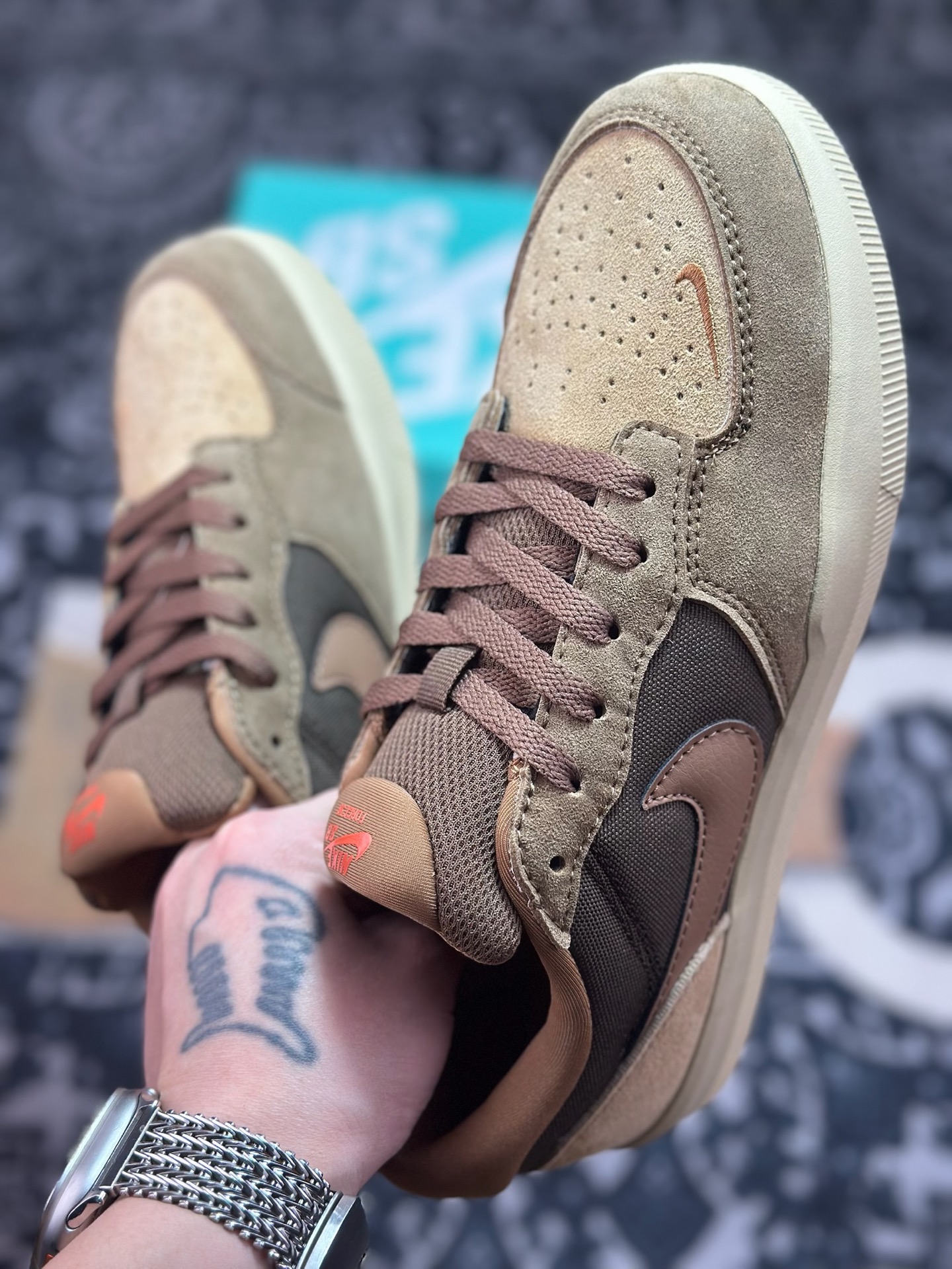 原厂级别 NK SB Force 58 棕色 复古胶底低帮街头运动滑板鞋 DV5477-201