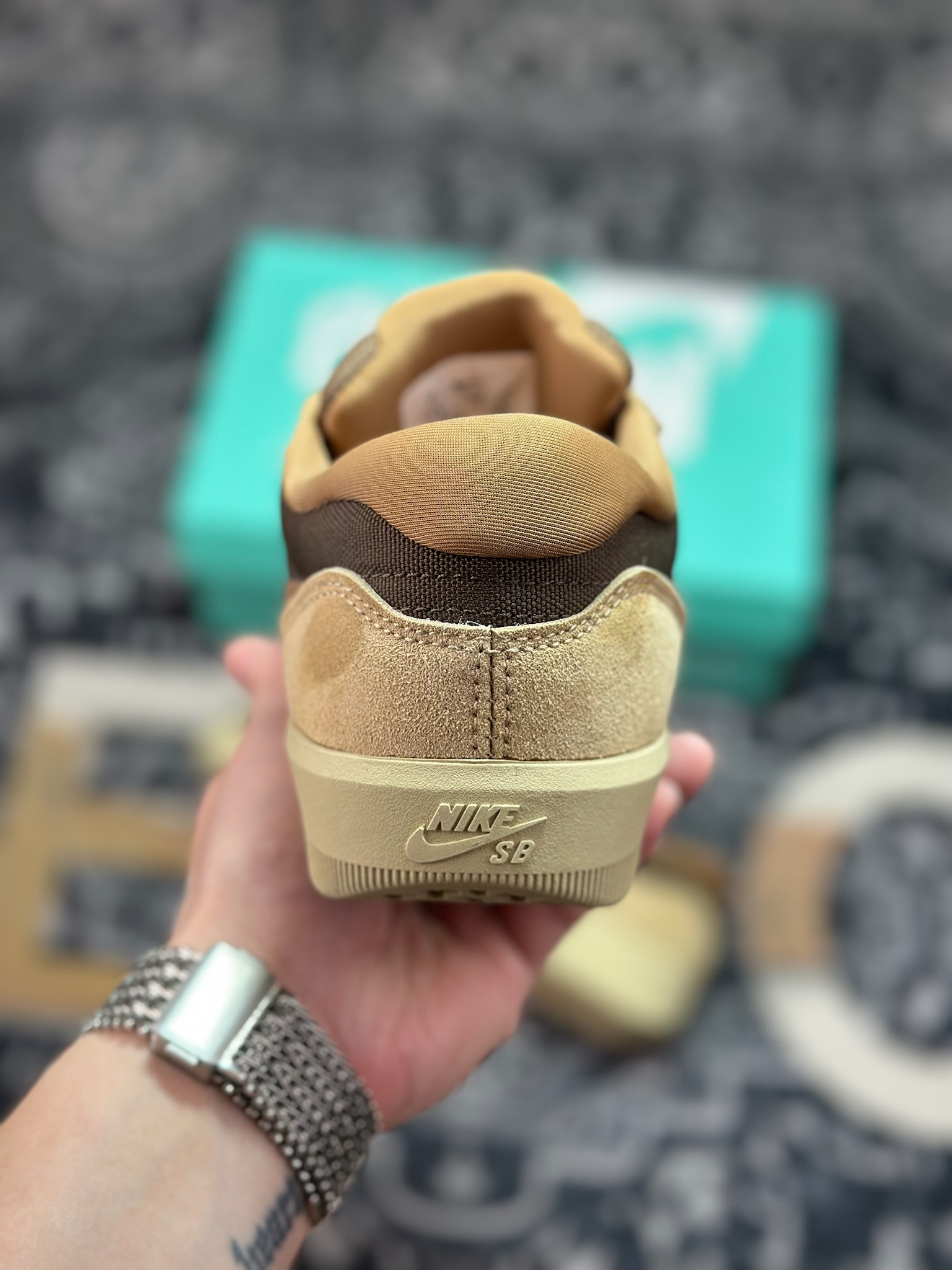 原厂级别 NK SB Force 58 棕色 复古胶底低帮街头运动滑板鞋 DV5477-201