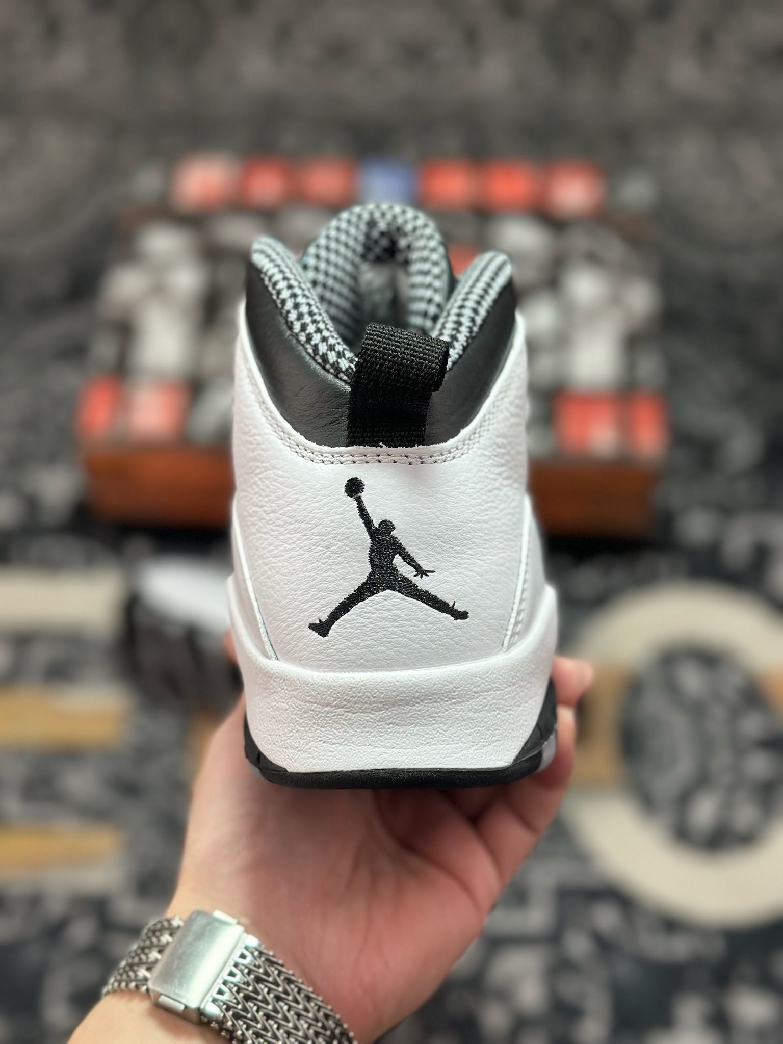 优选 原装级别 Air Jordan 10 OG ”Steel” 黑白 HJ6779-104