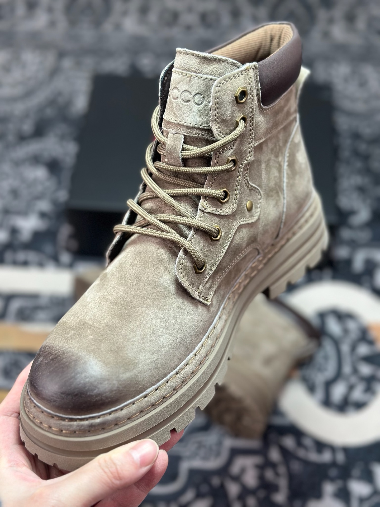 B4280 原装级别 ECCO爱步男鞋大黄靴 防滑厚底马丁靴 工装靴真皮靴