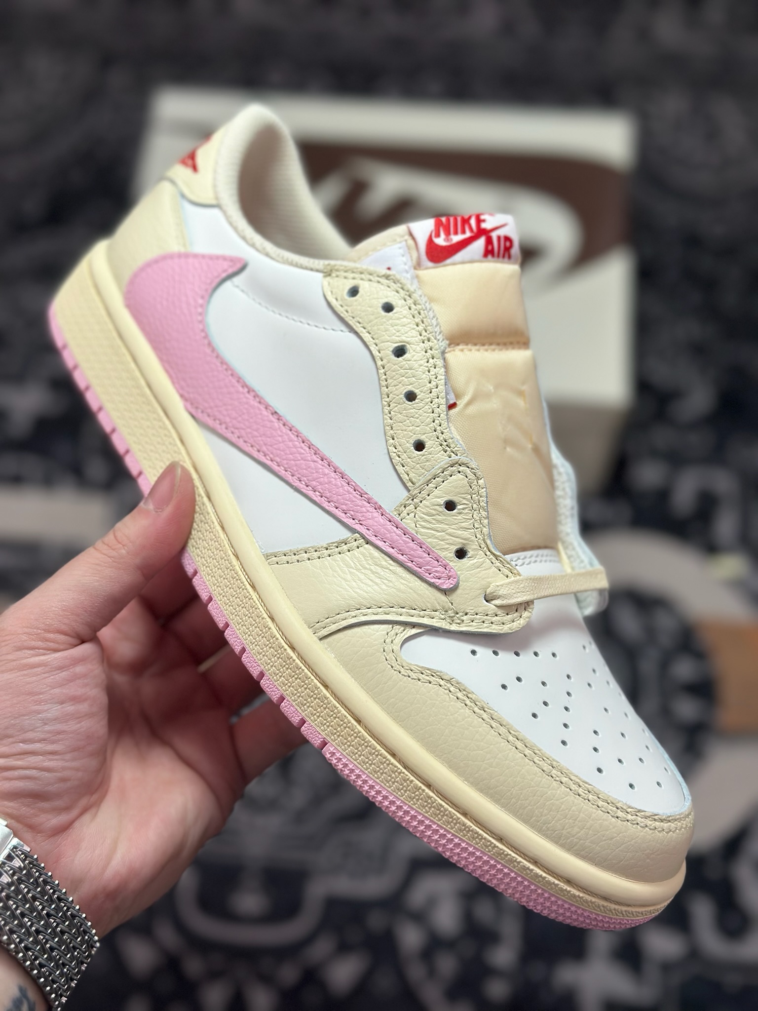 B0240 原装级别 Fragment x TS x Air Jordan 1 Low 三方联名低帮倒钩板鞋 IQ7604-101