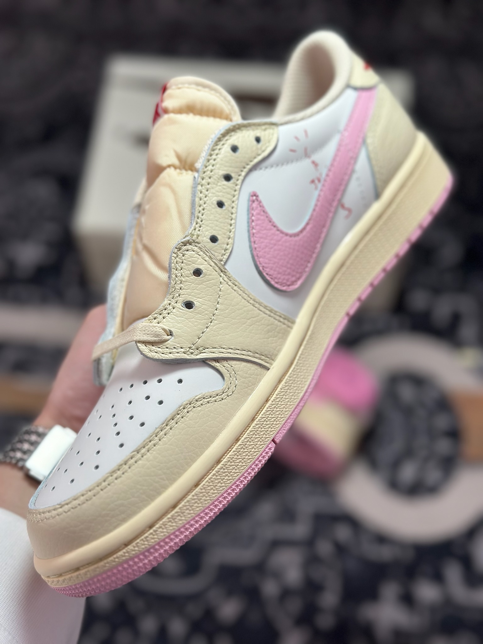 B0240 原装级别 Fragment x TS x Air Jordan 1 Low 三方联名低帮倒钩板鞋 IQ7604-101