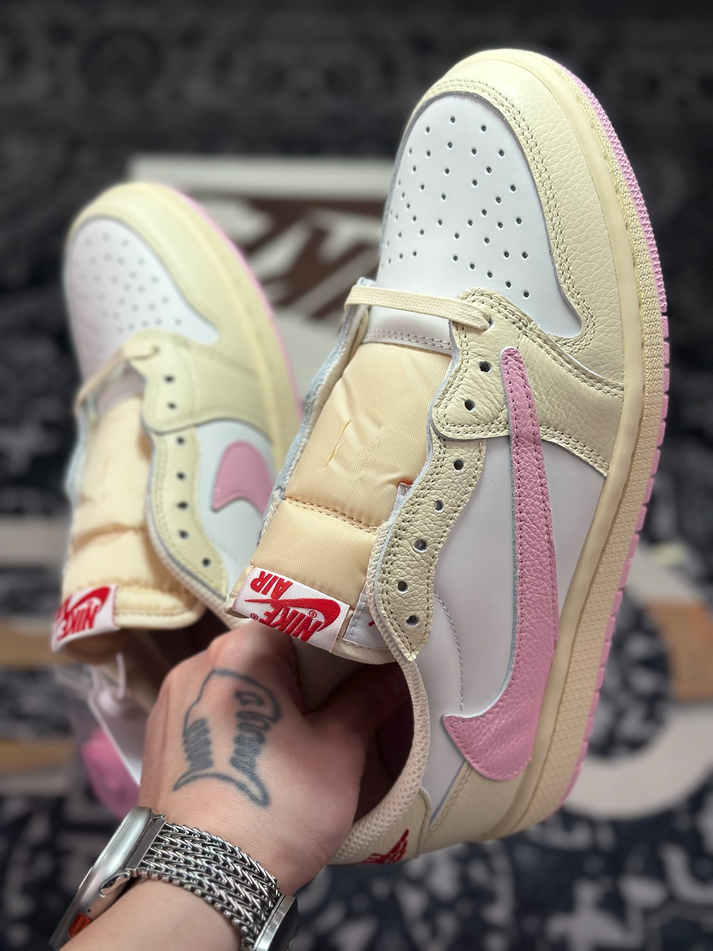 B0240 原装级别 Fragment x TS x Air Jordan 1 Low 三方联名低帮倒钩板鞋 IQ7604-101