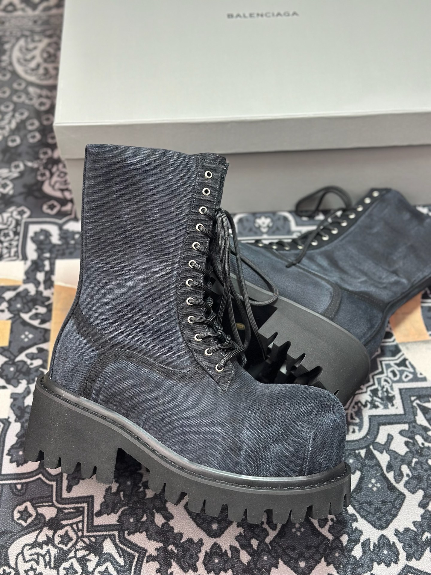 D8550 优选 原装级别 Balenciaga 巴黎世家 Strike 走秀款厚底高帮靴