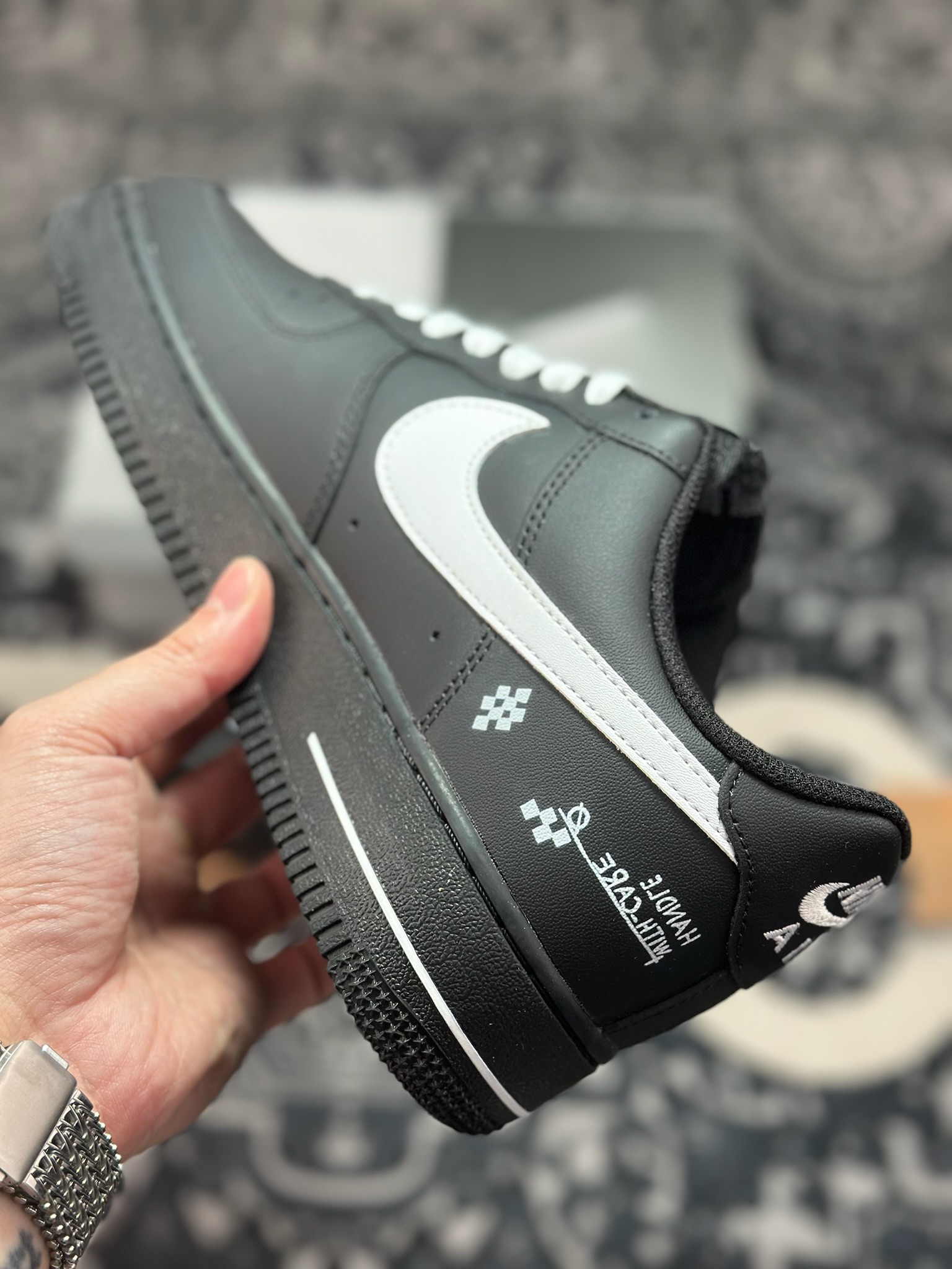 B4260 原装级别 NIke Air Force 1 '07 Low 空军一号低帮 运动鞋 休闲鞋 ZH0316-149