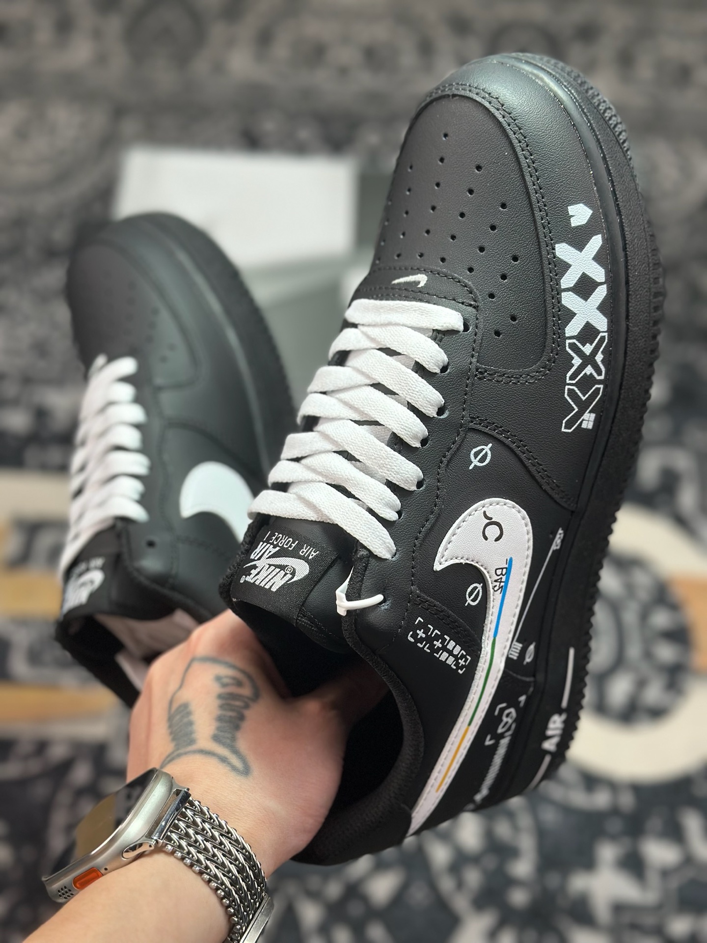 B4260 原装级别 NIke Air Force 1 '07 Low 空军一号低帮 运动鞋 休闲鞋 ZH0316-149