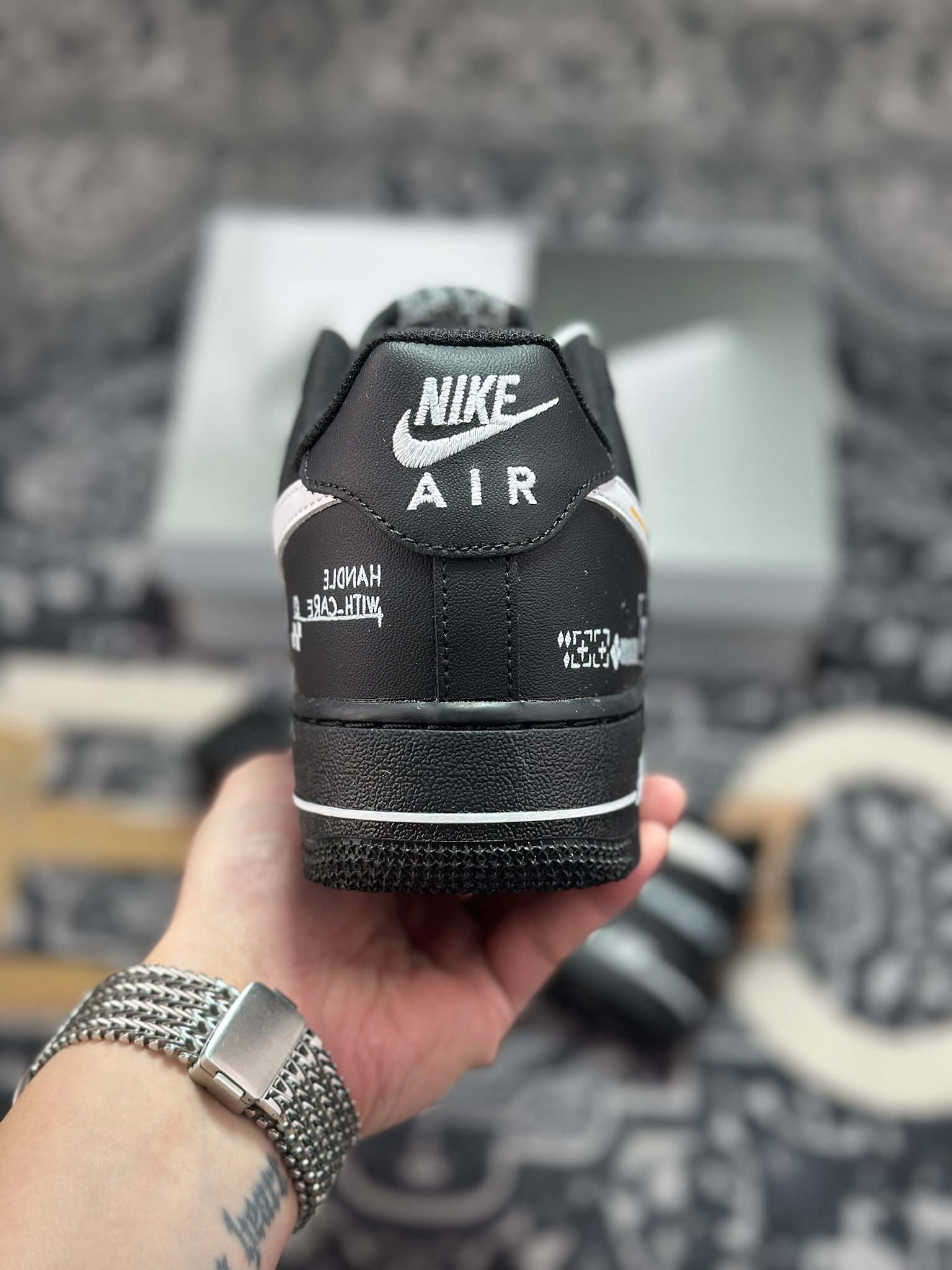B4260 原装级别 NIke Air Force 1 '07 Low 空军一号低帮 运动鞋 休闲鞋 ZH0316-149
