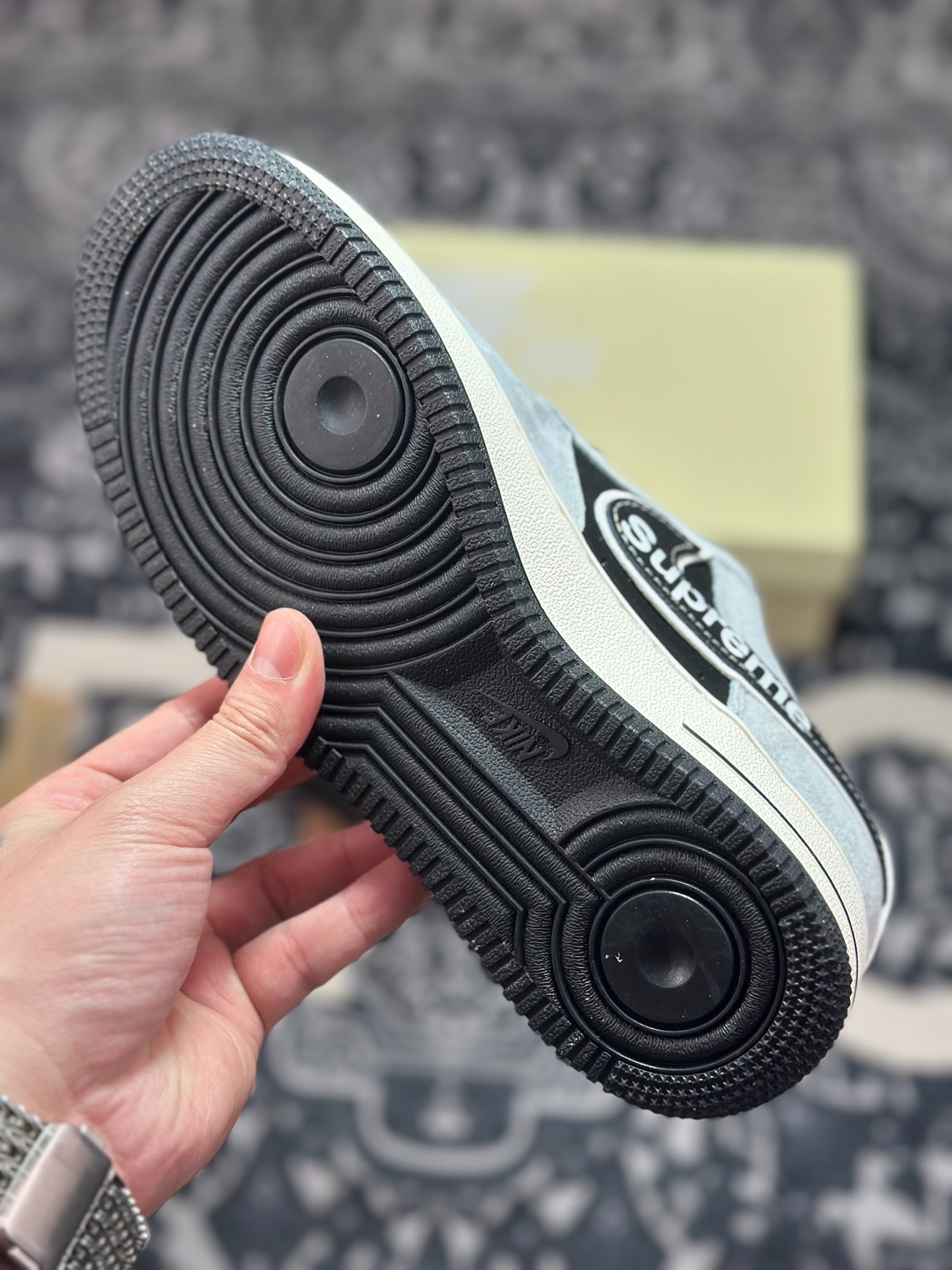 B4260 原装级别 NIke Air Force 1 '07 Low 空军一号低帮 运动鞋 休闲鞋 SS1979-003