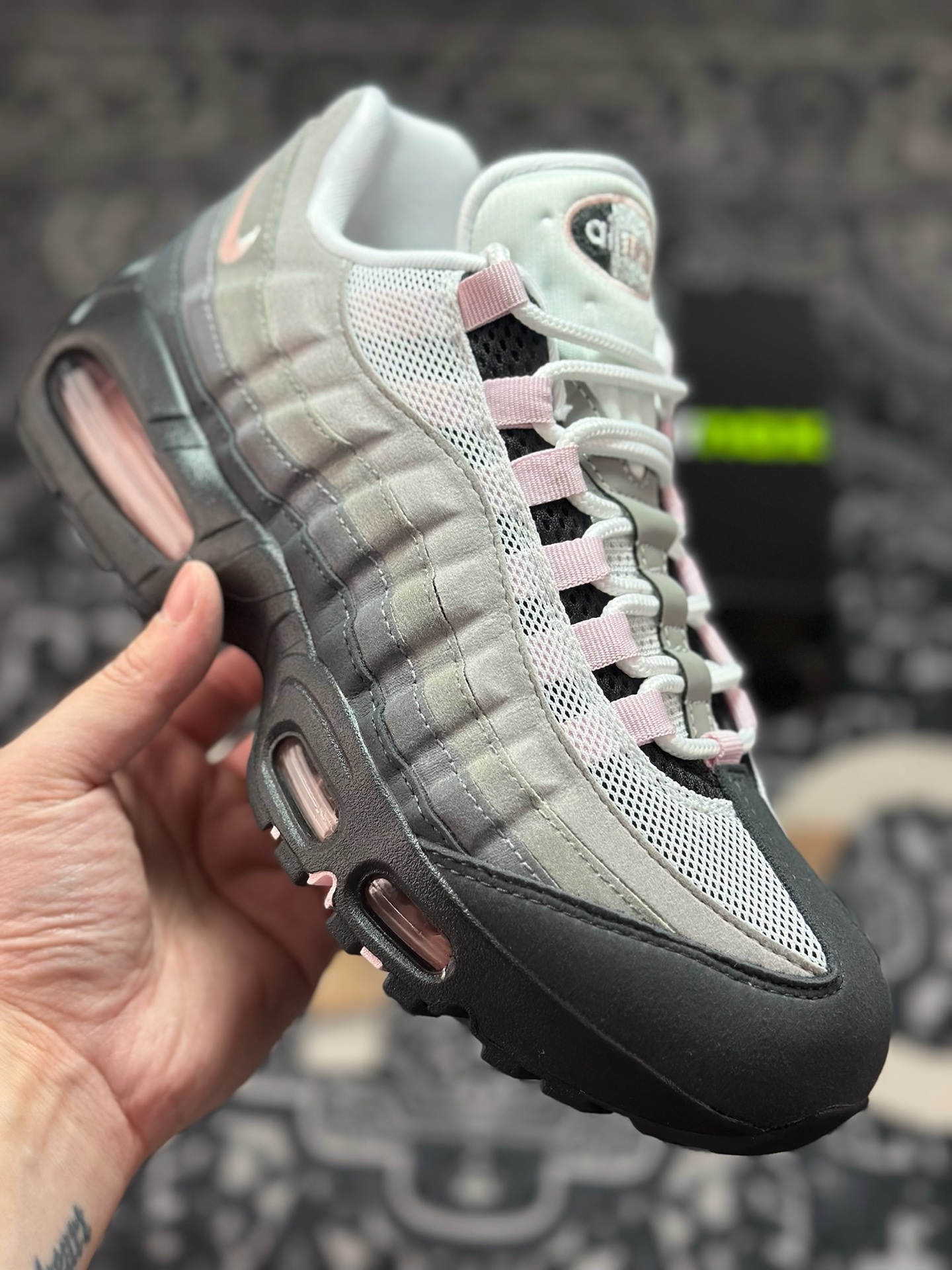 B9350 优选 原装级别 Nike Air Max 95 OG 灰粉 HJ5996-001