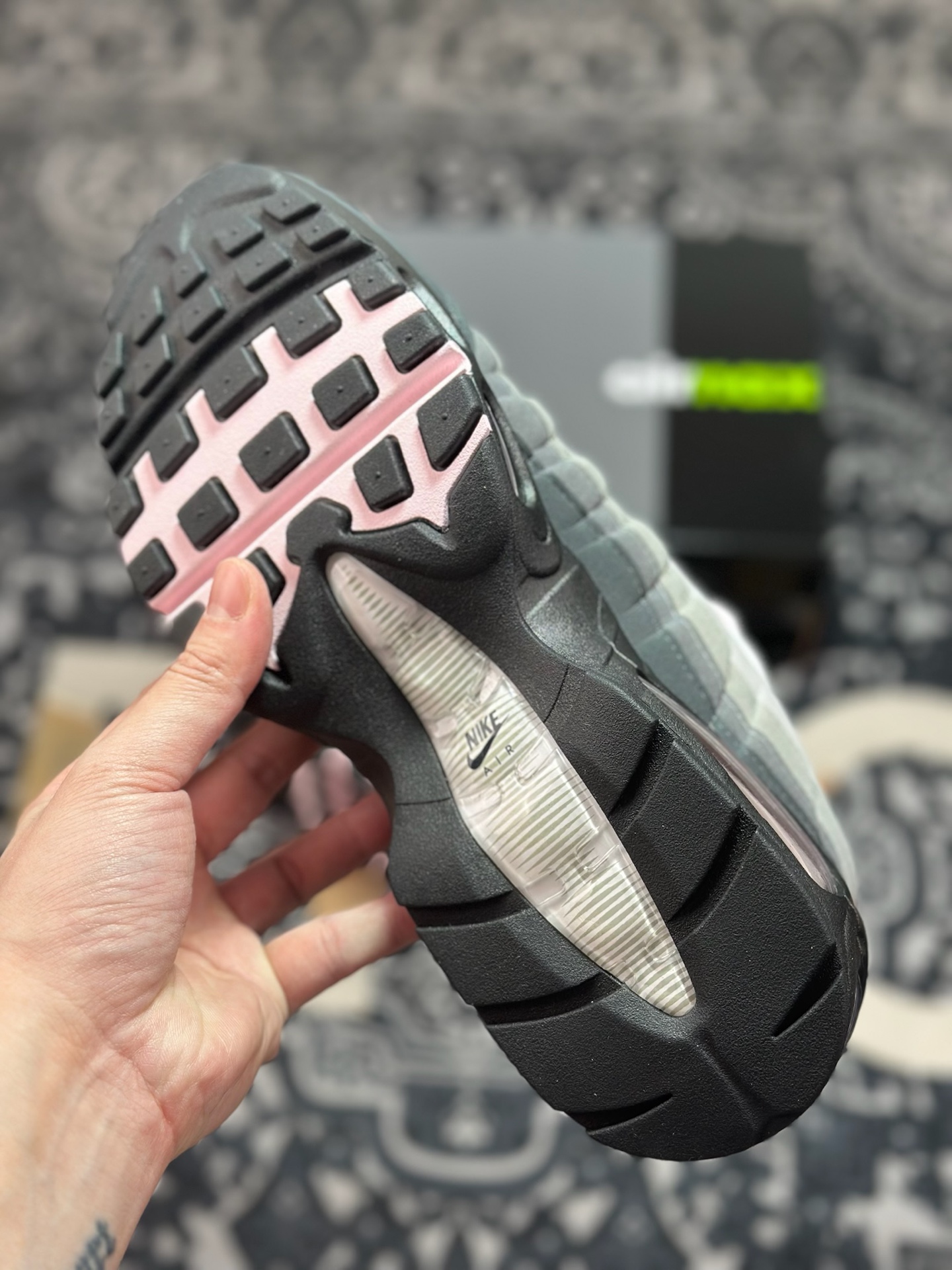 B9350 优选 原装级别 Nike Air Max 95 OG 灰粉 HJ5996-001