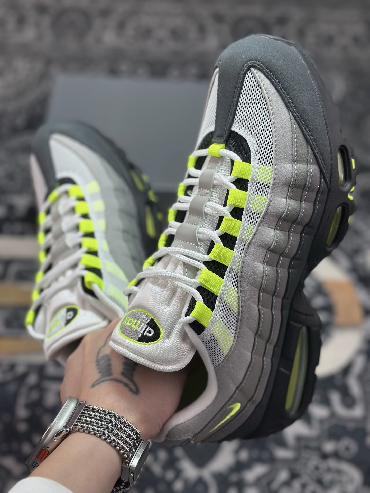 B9350 优选 原装级别 纯原版 纯原版 NK Air Max 95 OG 低帮休闲运动板鞋 HM4740-001-Chinese UA Cheap High Quatity Brand Clothes Bags handbags Sneakers wholesale wholesaler seller from China Factory suppliers Fashion Clothing Shoes best Quality Beautiful Price B9350 优选 原装级别 纯原版 纯原版 NK Air Max 95 OG 低帮休闲运动板鞋 HM4740-001