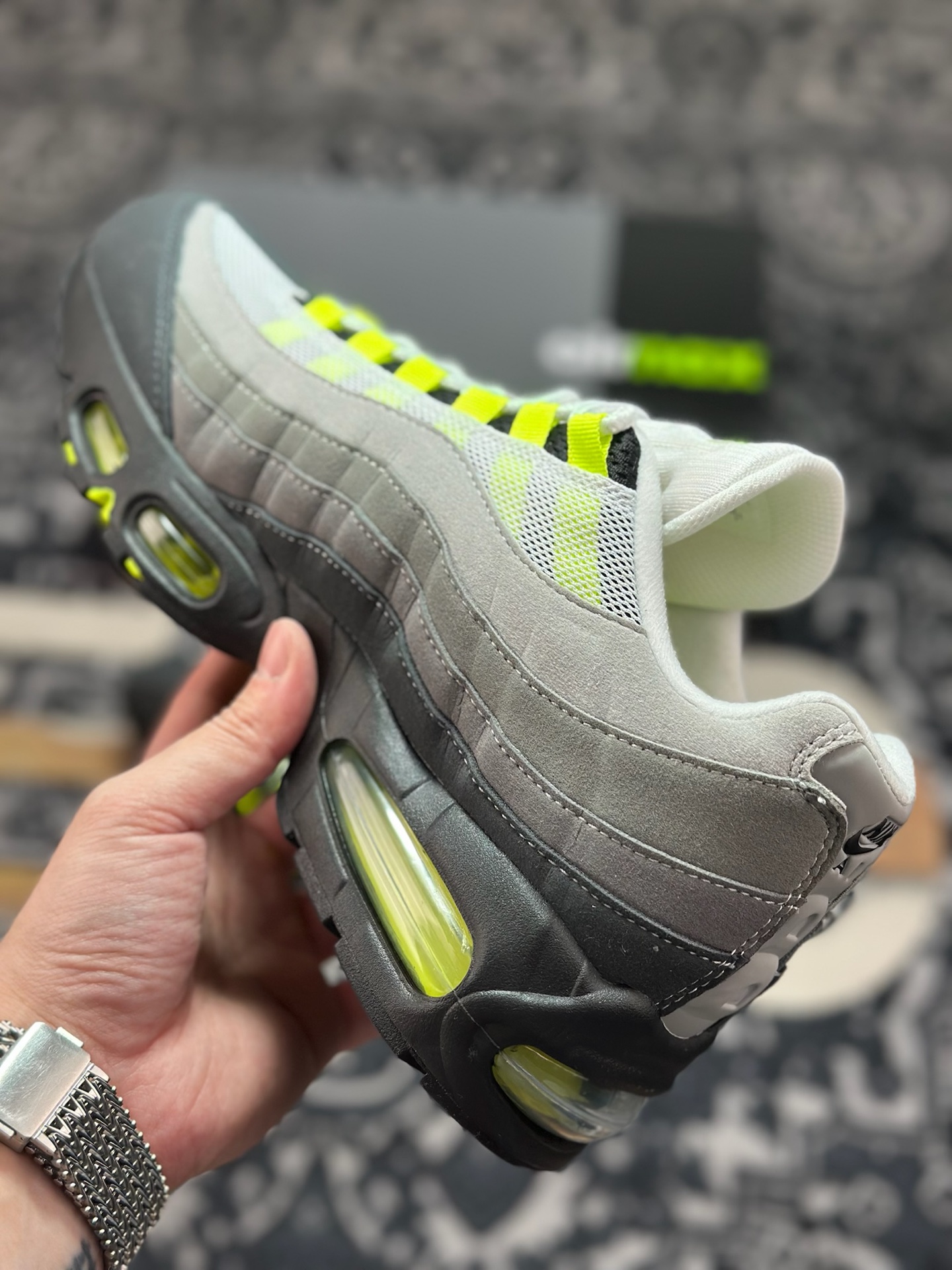 B9350 优选 原装级别 纯原版 纯原版 NK Air Max 95 OG 低帮休闲运动板鞋 HM4740-001-Chinese UA Cheap High Quatity Brand Clothes Bags handbags Sneakers wholesale wholesaler seller from China Factory suppliers Fashion Clothing Shoes best Quality Beautiful Price B9350 优选 原装级别 纯原版 纯原版 NK Air Max 95 OG 低帮休闲运动板鞋 HM4740-001