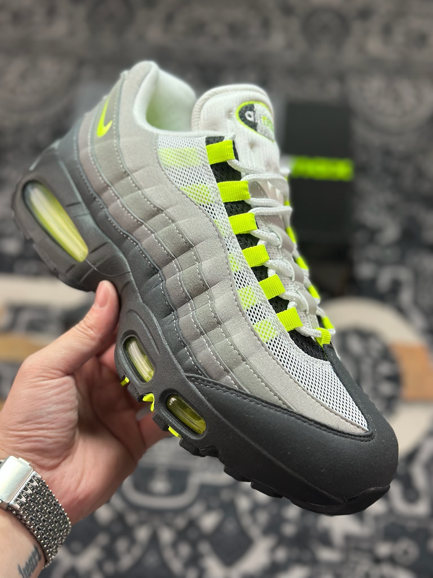 B9350 优选 原装级别 纯原版 纯原版 NK Air Max 95 OG 低帮休闲运动板鞋 HM4740-001-Chinese UA Cheap High Quatity Brand Clothes Bags handbags Sneakers wholesale wholesaler seller from China Factory suppliers Fashion Clothing Shoes best Quality Beautiful Price B9350 优选 原装级别 纯原版 纯原版 NK Air Max 95 OG 低帮休闲运动板鞋 HM4740-001