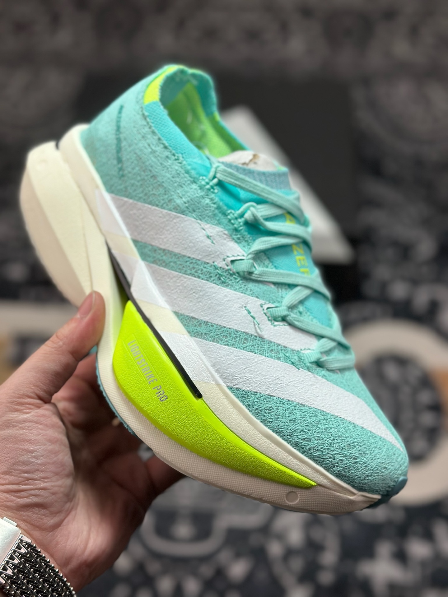 原装级别 Adidas Adizero Prime X3 Strung 舒适防滑耐磨低帮跑步鞋 JR2598-Top High Quatity Cheap Sneakers Fashion Clothing Clothes Bags handbags Shoes of all Brand wholesale With The best Quality And Beautiful Price from China Factory Chinese suppliers wholesaler seller 原装级别 Adidas Adizero Prime X3 Strung 舒适防滑耐磨低帮跑步鞋 JR2598